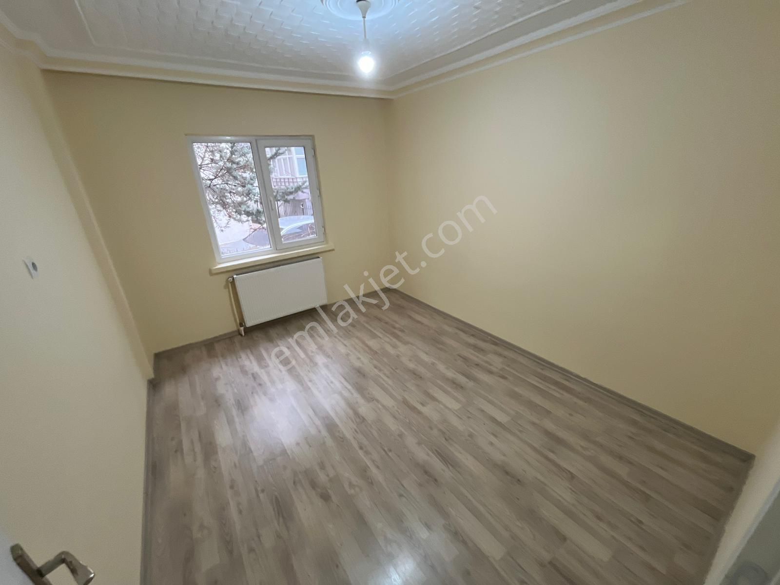 Plevne Mahallesinde 3+1 Yüksek Giriş Yapılı Daire! - Görsel 12