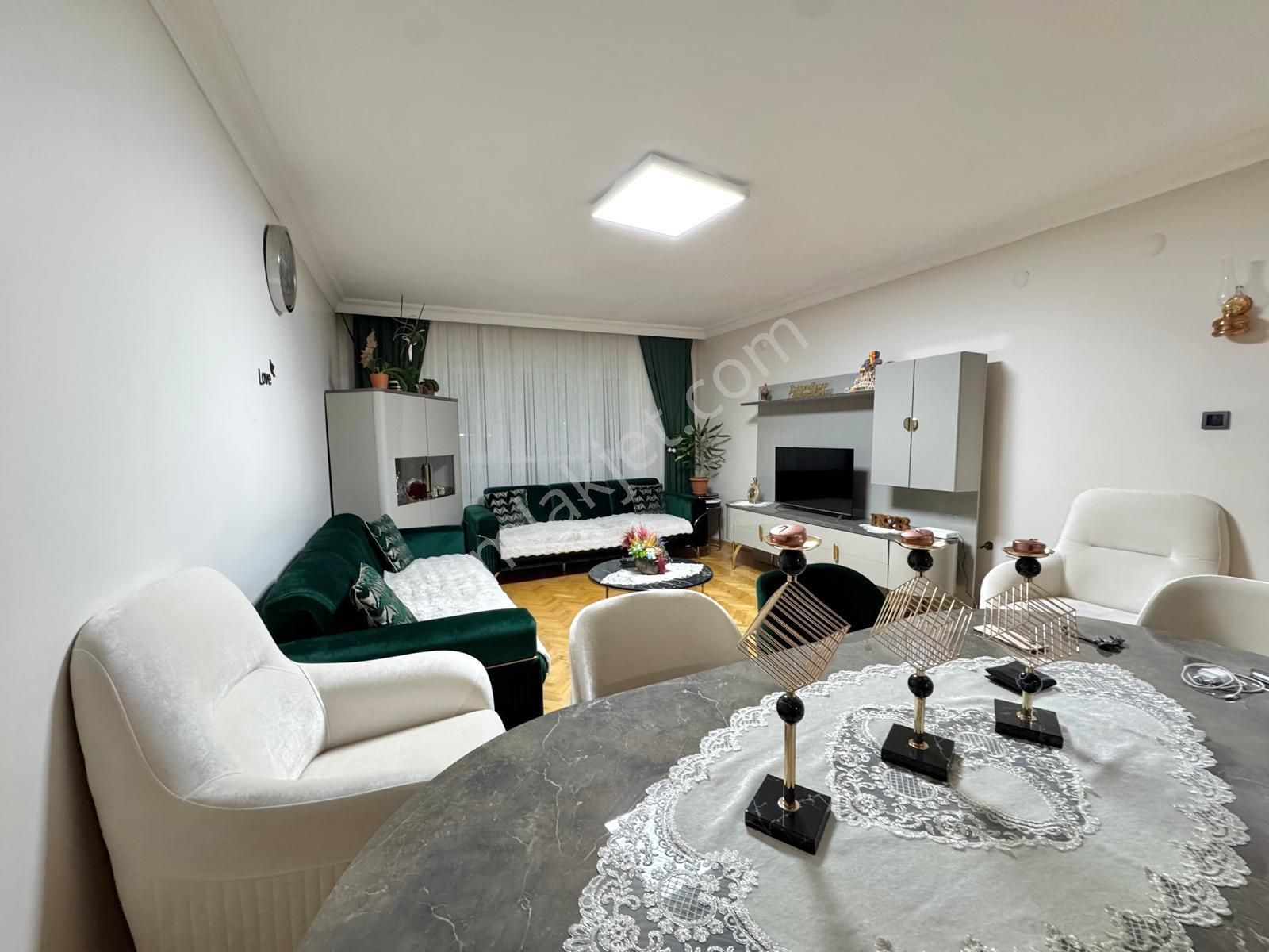 Kalecik Emlak'tan Mimar Sinan Mahallesinde 3+1 2.kat Güney Cephe Daire - Görsel 8