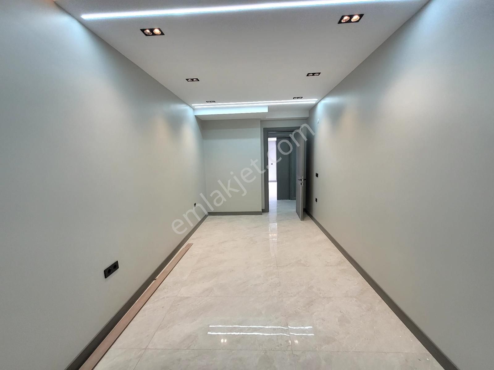 Cumhuriyet Mah.de Ara Kat Ön Cephe Sıfır Ultra Lüks 3+1 Daire - Görsel 16