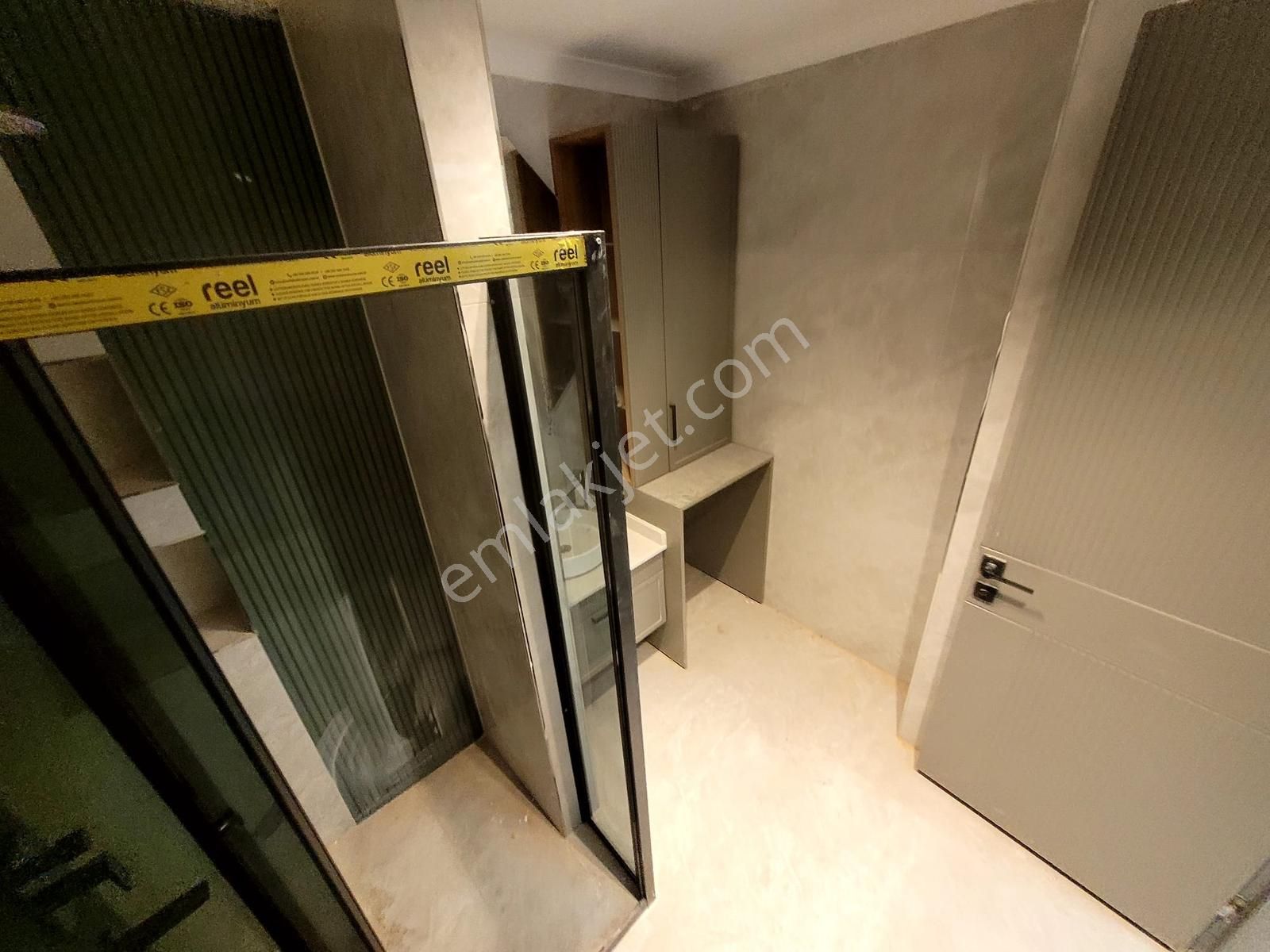 Cumhuriyet Mah.de Ara Kat Ön Cephe Sıfır Ultra Lüks 3+1 Daire - Görsel 31