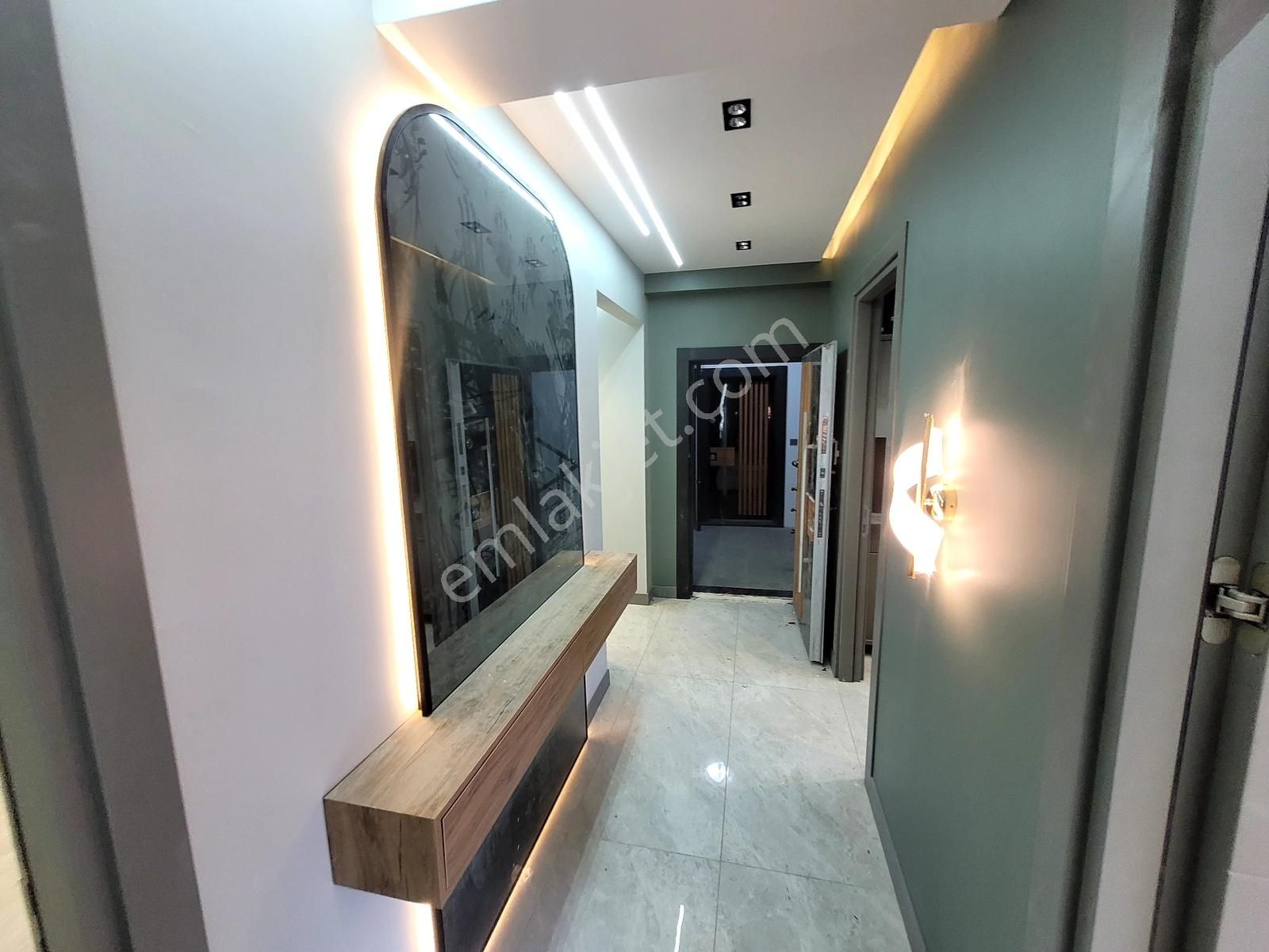 Cumhuriyet Mah.de Ara Kat Ön Cephe Sıfır Ultra Lüks 3+1 Daire - Görsel 17