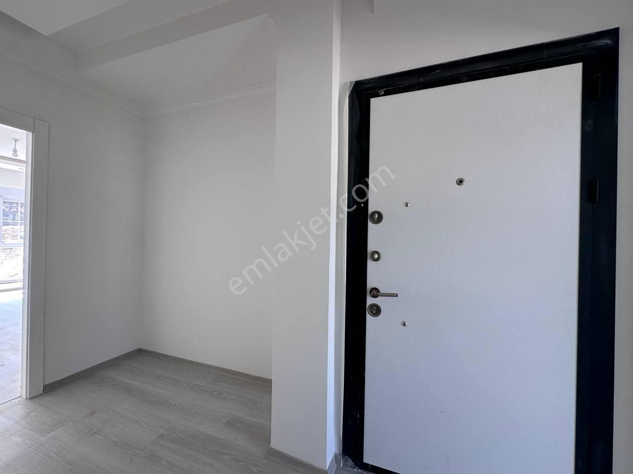 Çıplaklı'da İskanlı Krediye Uygun Ayrı Mutfaklı 3+1 Sıfır Daire - Görsel 23