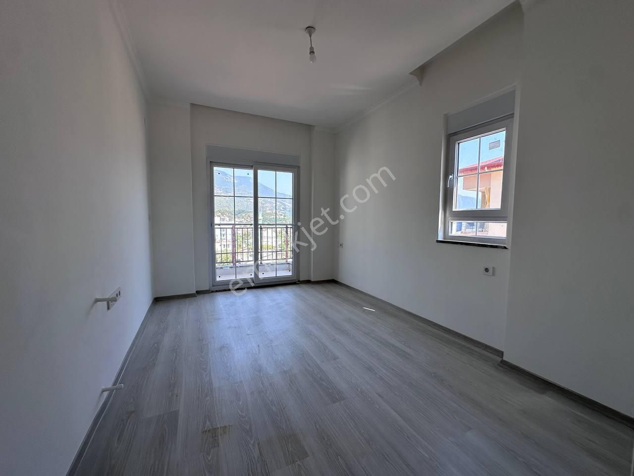 Çıplaklı'da İskanlı Krediye Uygun Ayrı Mutfaklı 3+1 Sıfır Daire - Görsel 7