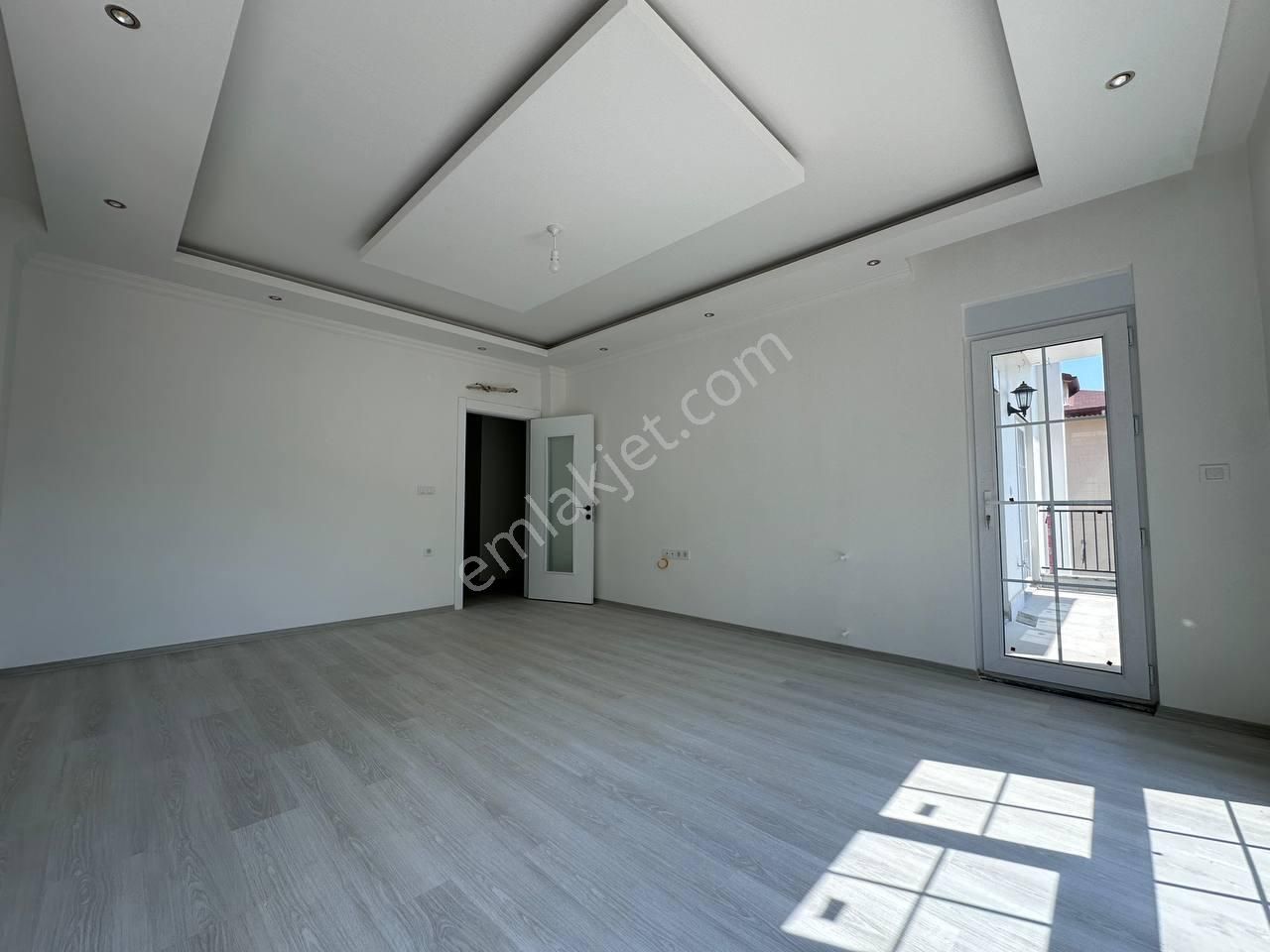 Çıplaklı'da İskanlı Krediye Uygun Ayrı Mutfaklı 3+1 Sıfır Daire - Görsel 15