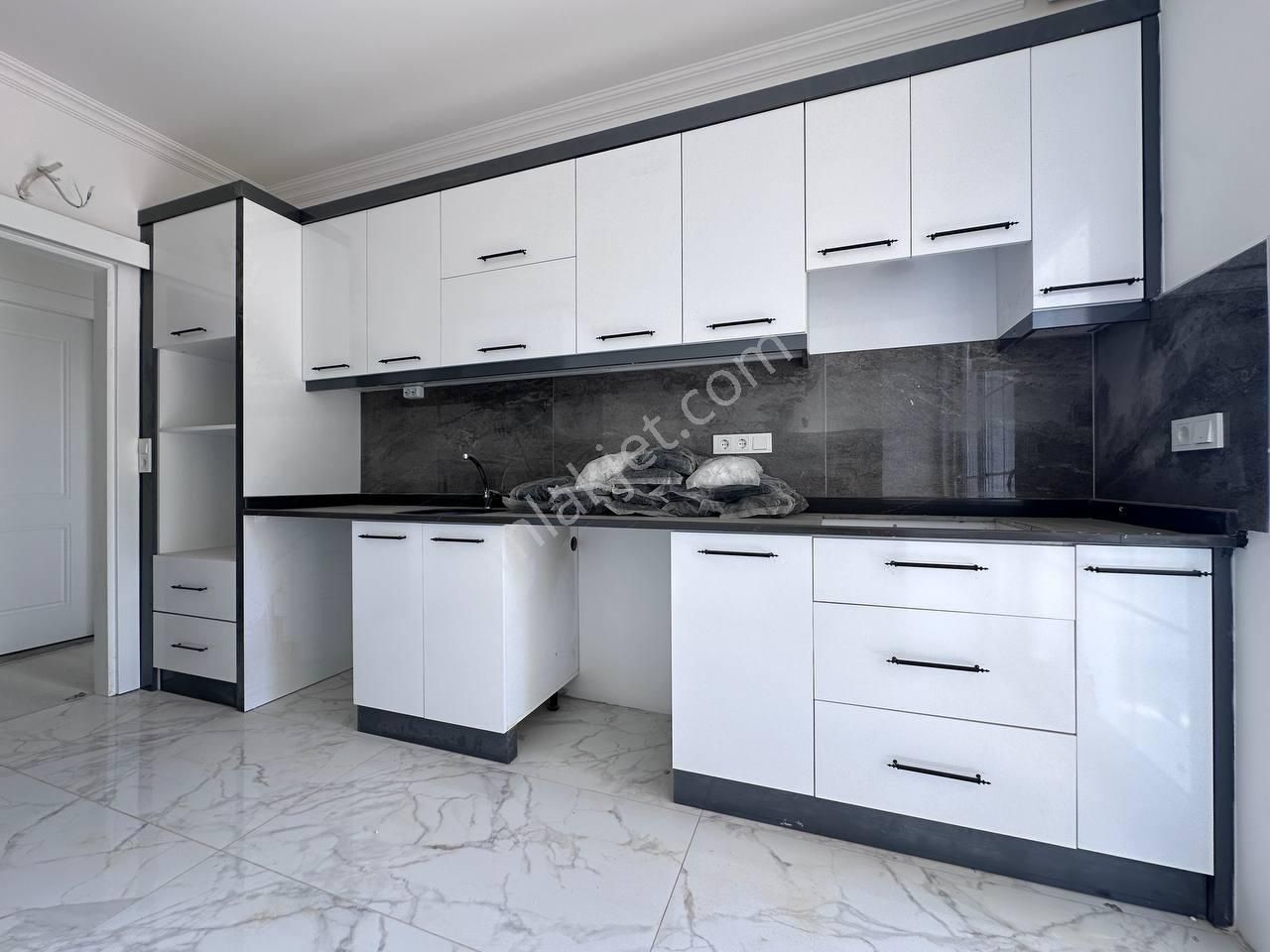 Çıplaklı'da İskanlı Krediye Uygun Ayrı Mutfaklı 3+1 Sıfır Daire - Görsel 13