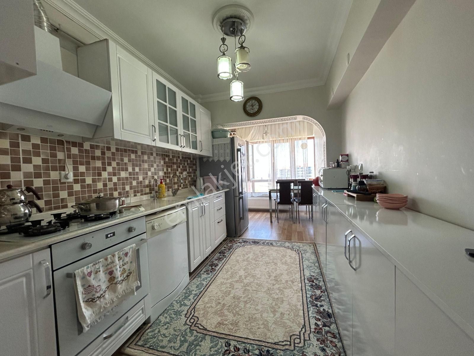 █çiftçioğullarından█ Bulvar Yakını 3+1 Asansörlü Yapılı Daire - Görsel 2