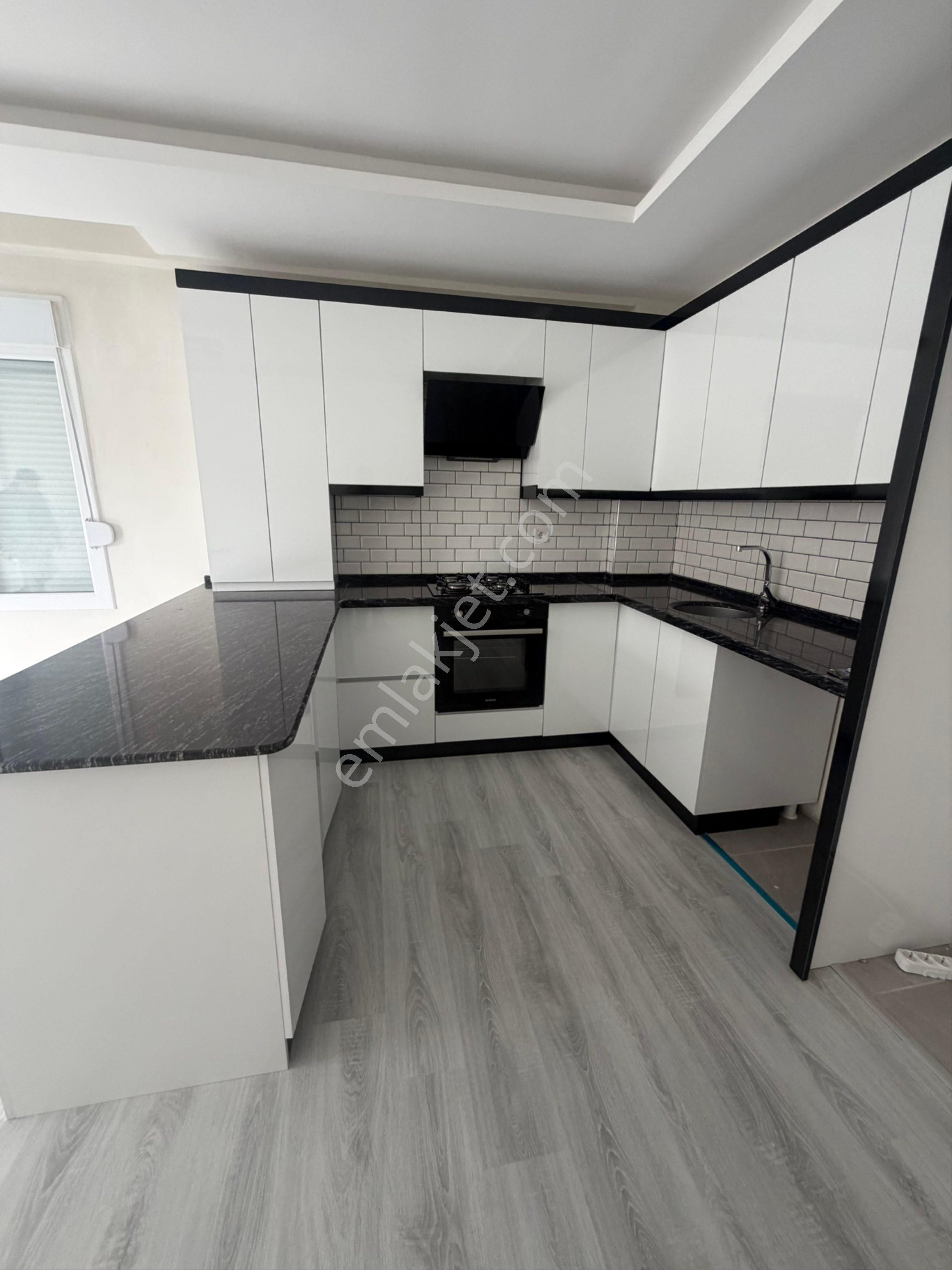 Atik Mahallesinde Kiralık Daire - Görsel 16