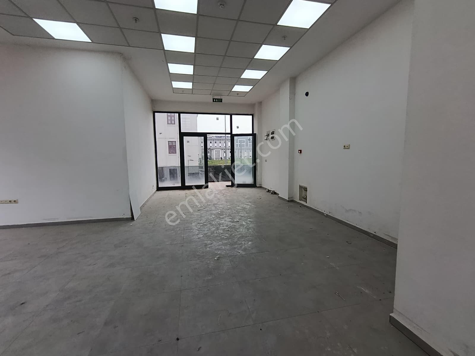 Kartepe Fsm Kaymakamlık Yanı Tabela Değeri Yüksek Kiralık Dükkan - Görsel 14