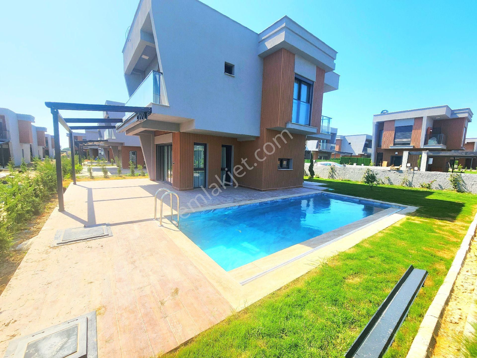 Davular Plajın Dibi Satılık Tam Müstakil 4+1 - Görsel 5