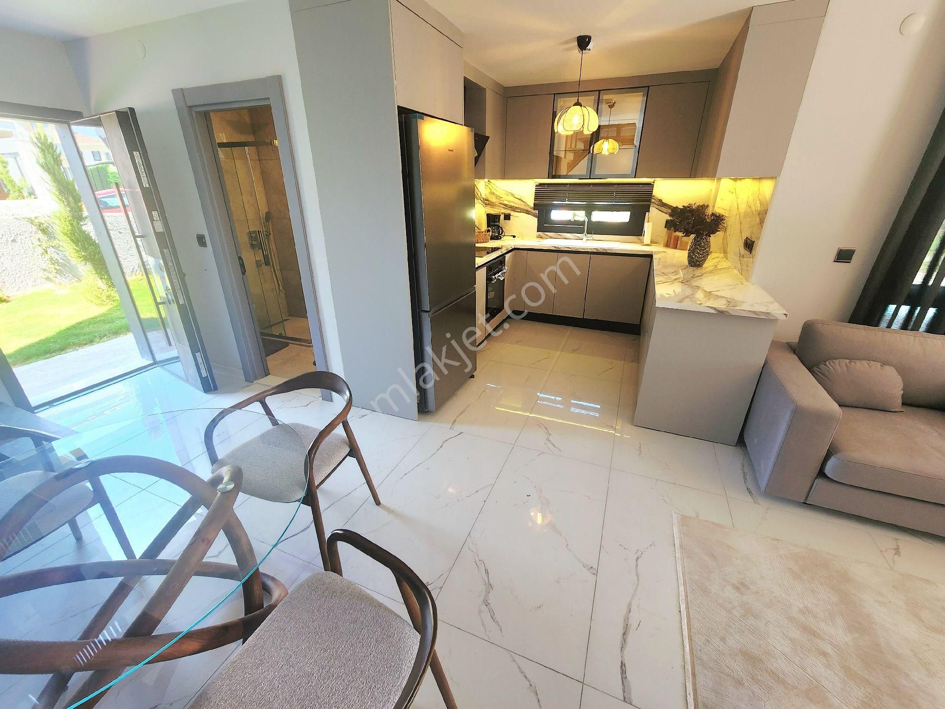 Davular Plajın Dibi Satılık Tam Müstakil 4+1 - Görsel 12