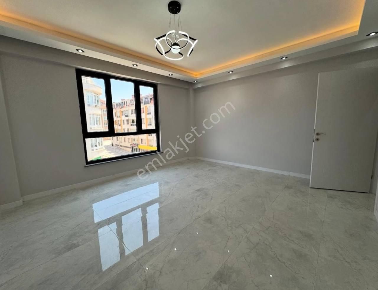 Sahibinden Küçükçekmece'de Kiralık 2+1 Daire Sahibi İletişim: ○𝟝𝟛𝟠' 𝟐𝟑𝟑' 𝟡𝟟𝟛○ ✅ - Görsel 11