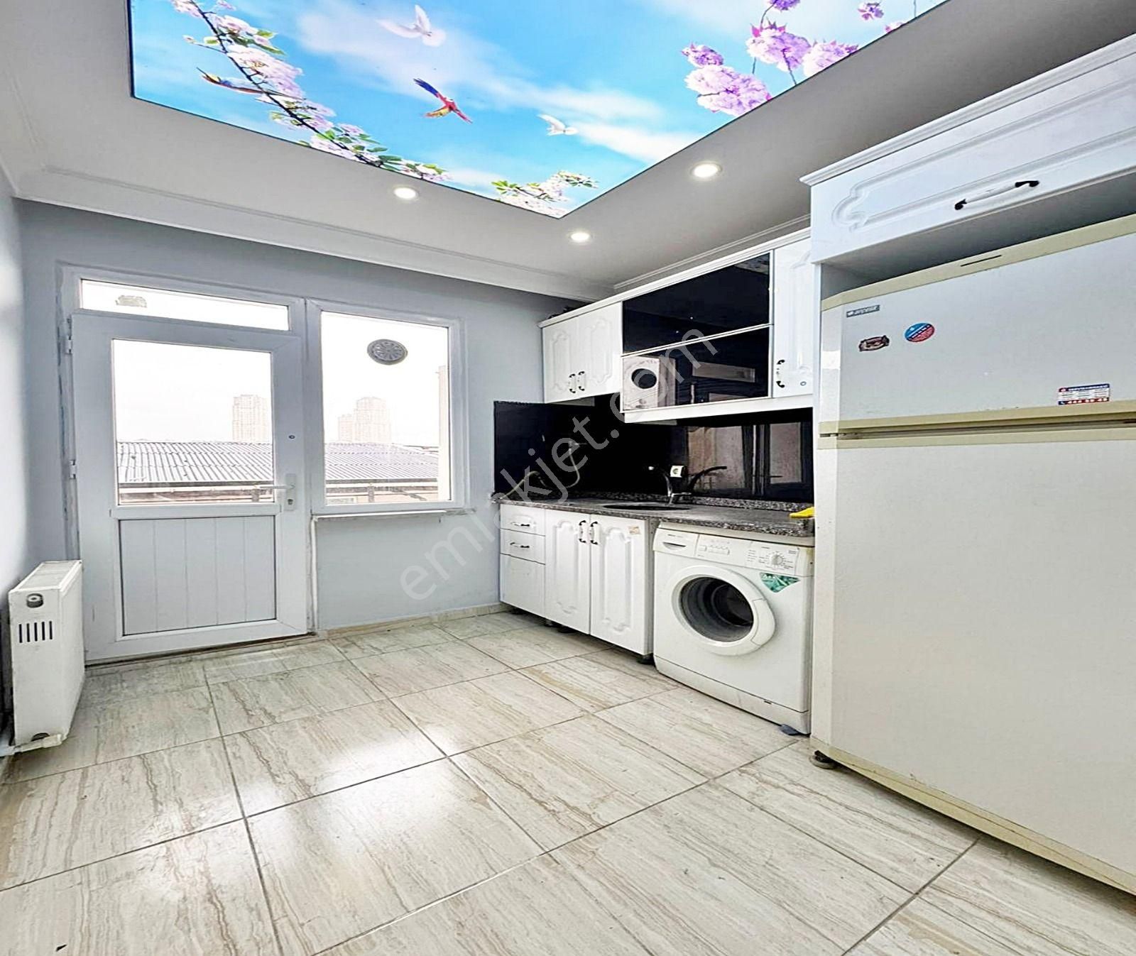 Metrobüse Yakın 5 Dakika Mesafede 1.kat 2+1 100m2 2.850.0000 Tl - Görsel 24