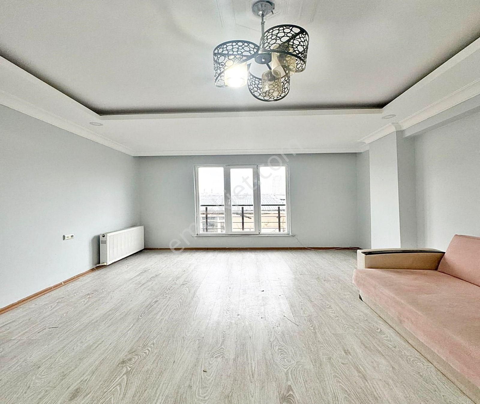 Metrobüse Yakın 5 Dakika Mesafede 1.kat 2+1 100m2 2.850.0000 Tl - Görsel 29