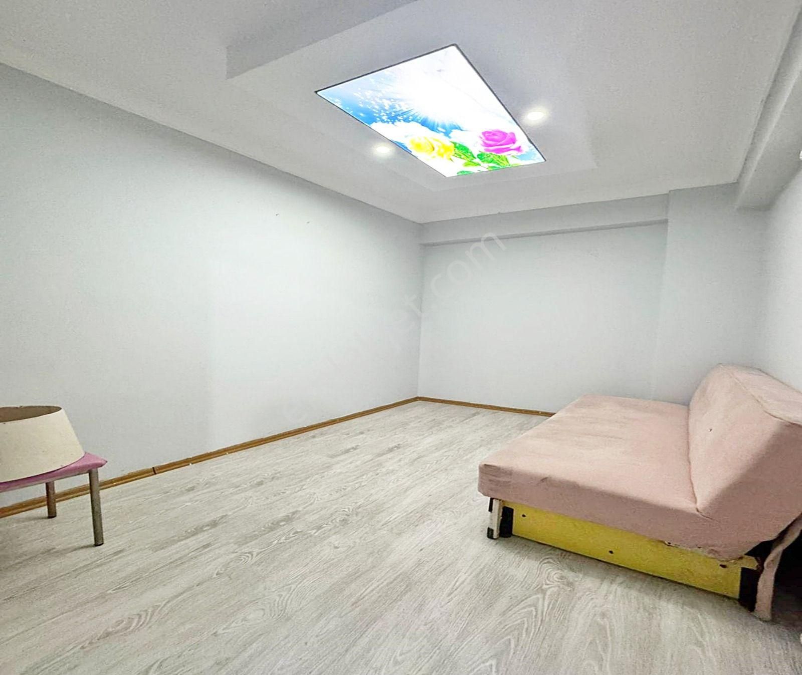 Metrobüse Yakın 5 Dakika Mesafede 1.kat 2+1 100m2 2.850.0000 Tl - Görsel 8