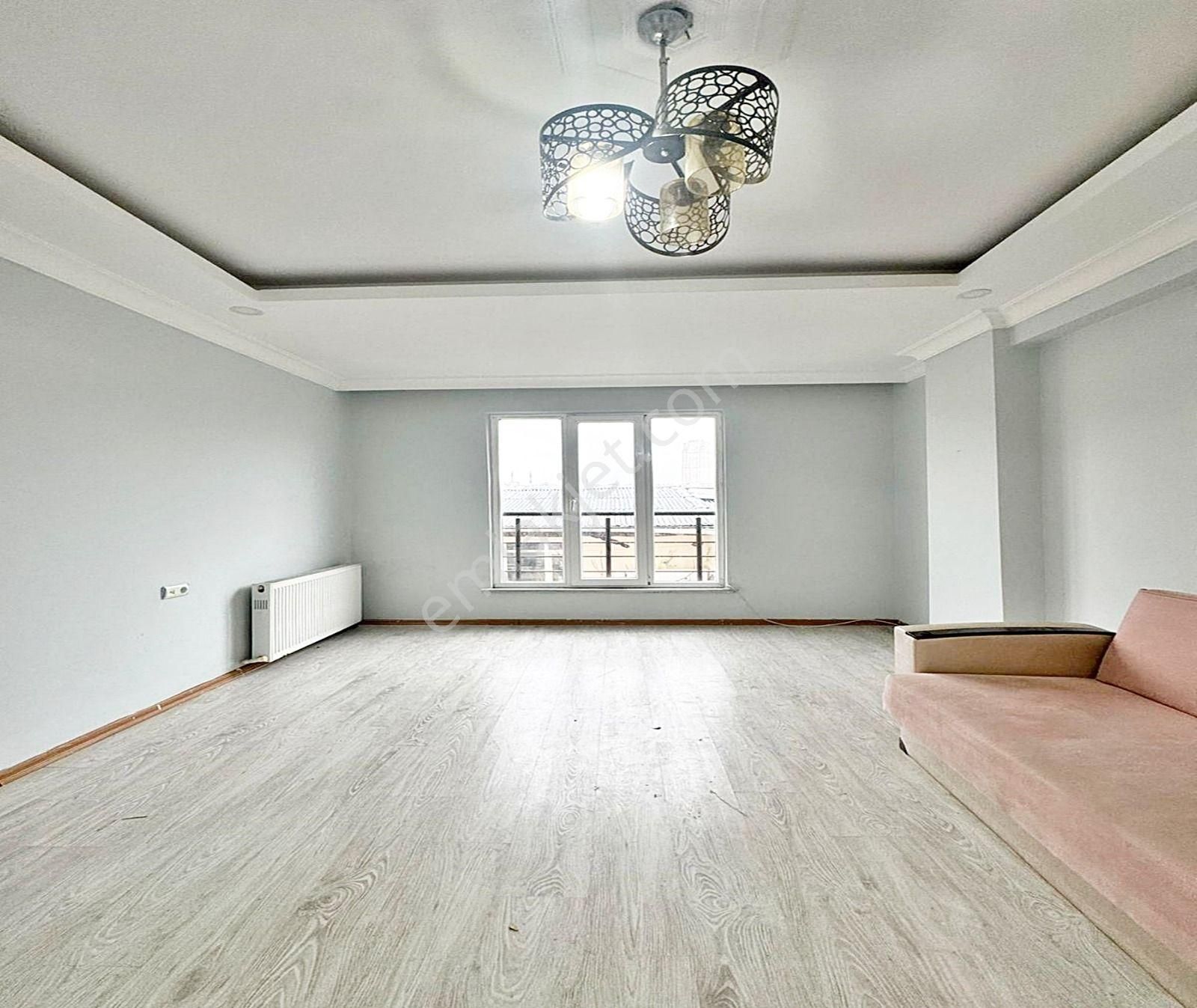 Metrobüse Yakın 5 Dakika Mesafede 1.kat 2+1 100m2 2.850.0000 Tl - Görsel 4