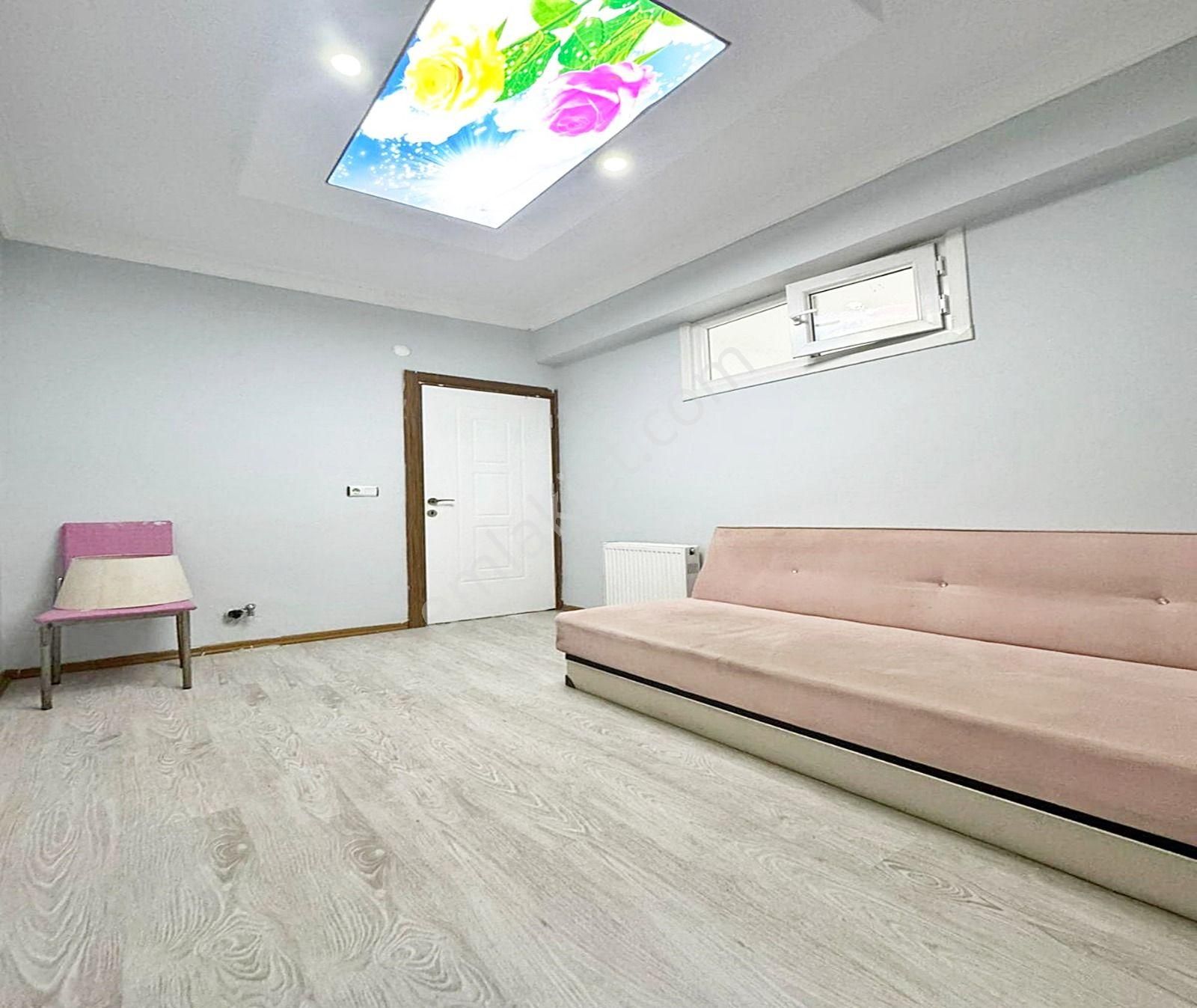 Metrobüse Yakın 5 Dakika Mesafede 1.kat 2+1 100m2 2.850.0000 Tl - Görsel 6