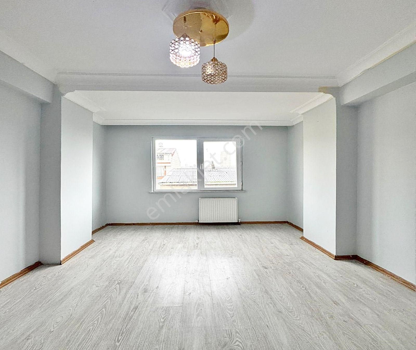 Metrobüse Yakın 5 Dakika Mesafede 1.kat 2+1 100m2 2.850.0000 Tl - Görsel 5