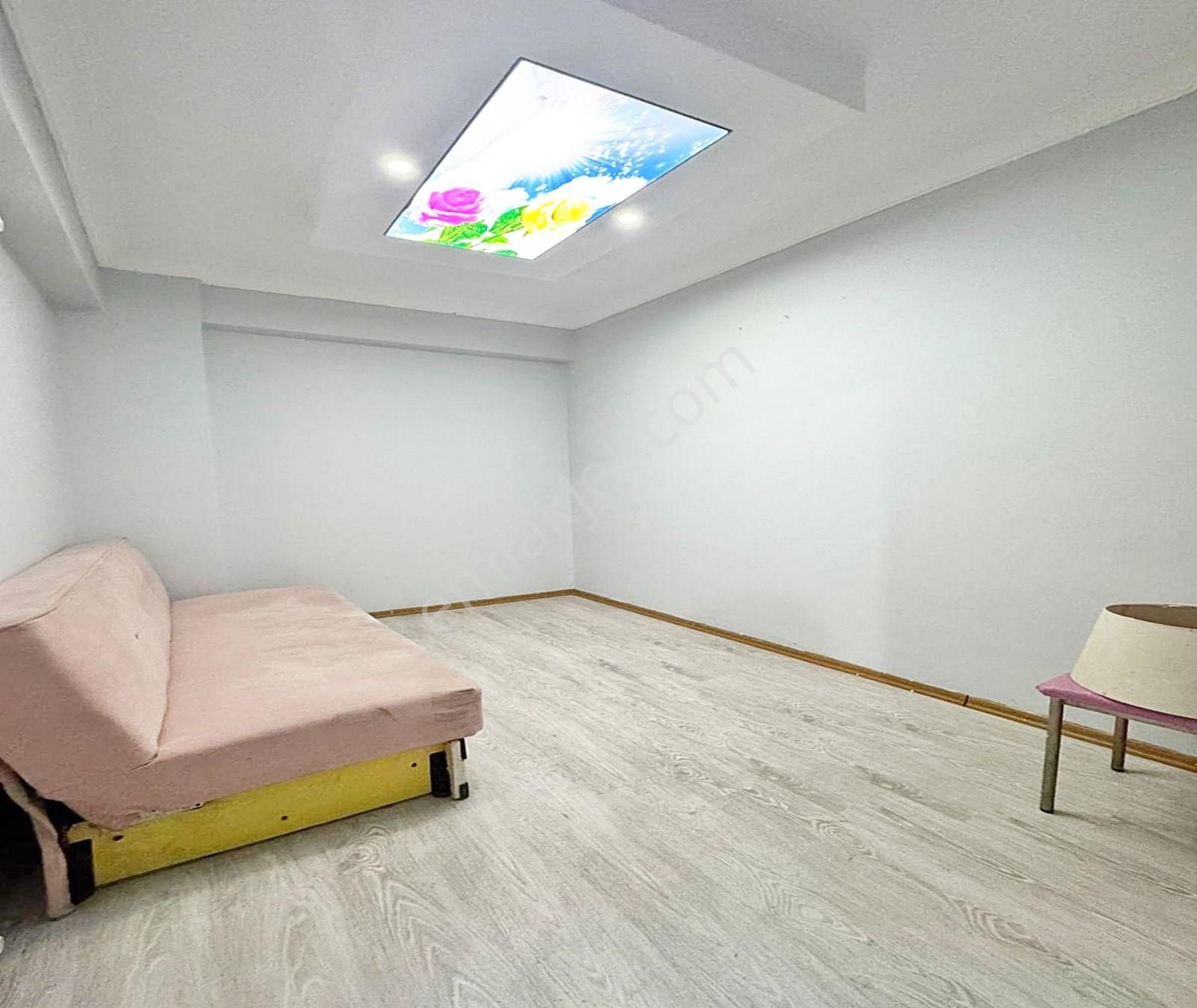 Metrobüse Yakın 5 Dakika Mesafede 1.kat 2+1 100m2 2.850.0000 Tl - Görsel 21