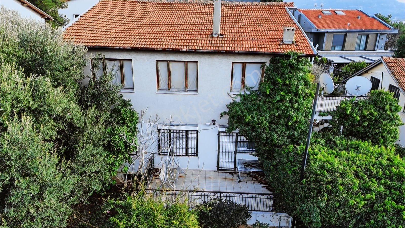 Profösörler Sitesinde Satılık Müstakil Villa - Görsel 14