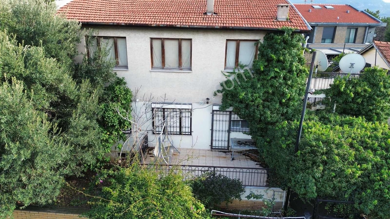 Profösörler Sitesinde Satılık Müstakil Villa - Görsel 13