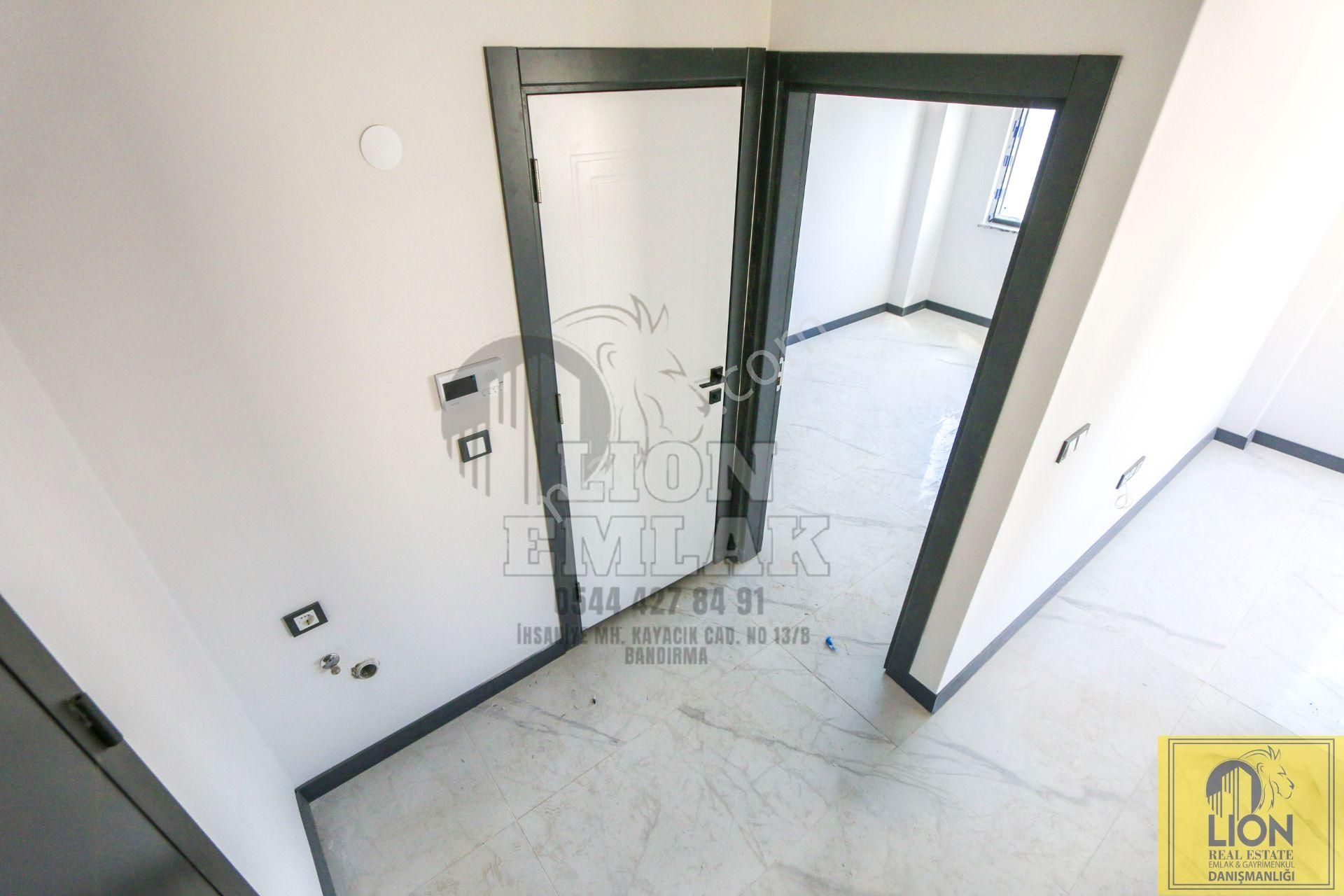 🟨⬛(takasa Açık) Lıon Emlak'tan Paşakonak Mahallesin'de 1+1 Balkonlu Lüks Satılık Daire🟨⬛ - Görsel 20