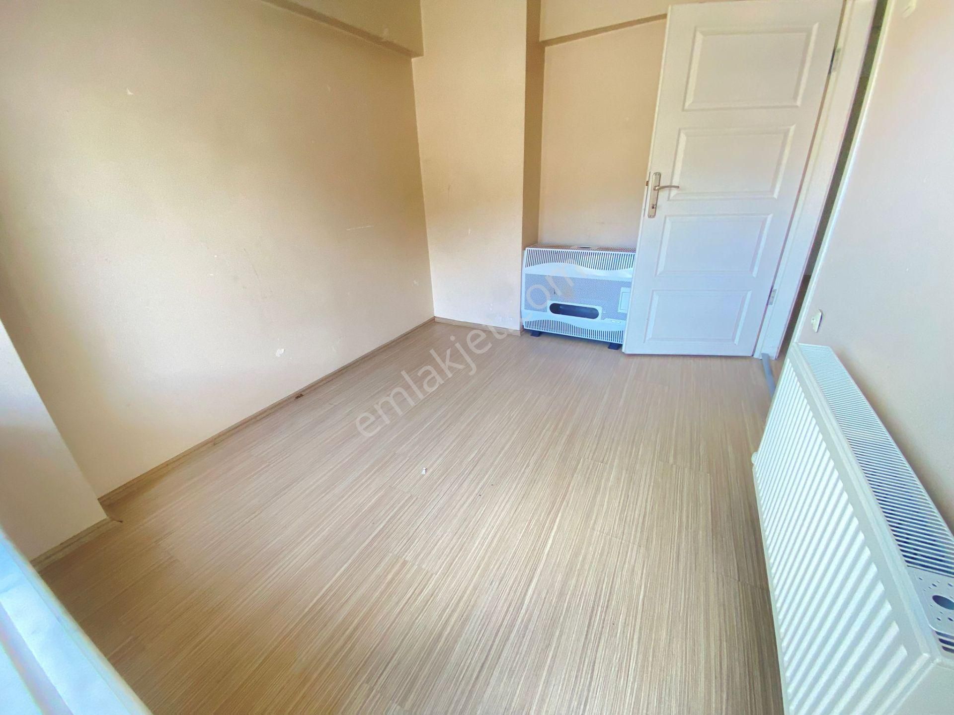 Bursa Yıldırım Yeni Mahallede 2+1 85m2 3.(arakat) Kombili Manzaralı - Görsel 11