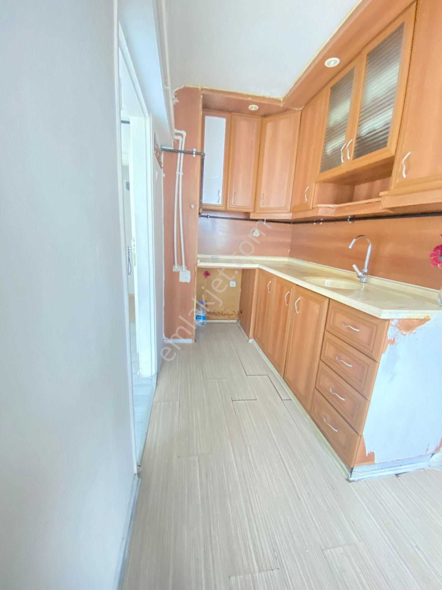 Bursa Yıldırım Yeni Mahallede 2+1 85m2 3.(arakat) Kombili Manzaralı - Görsel 7