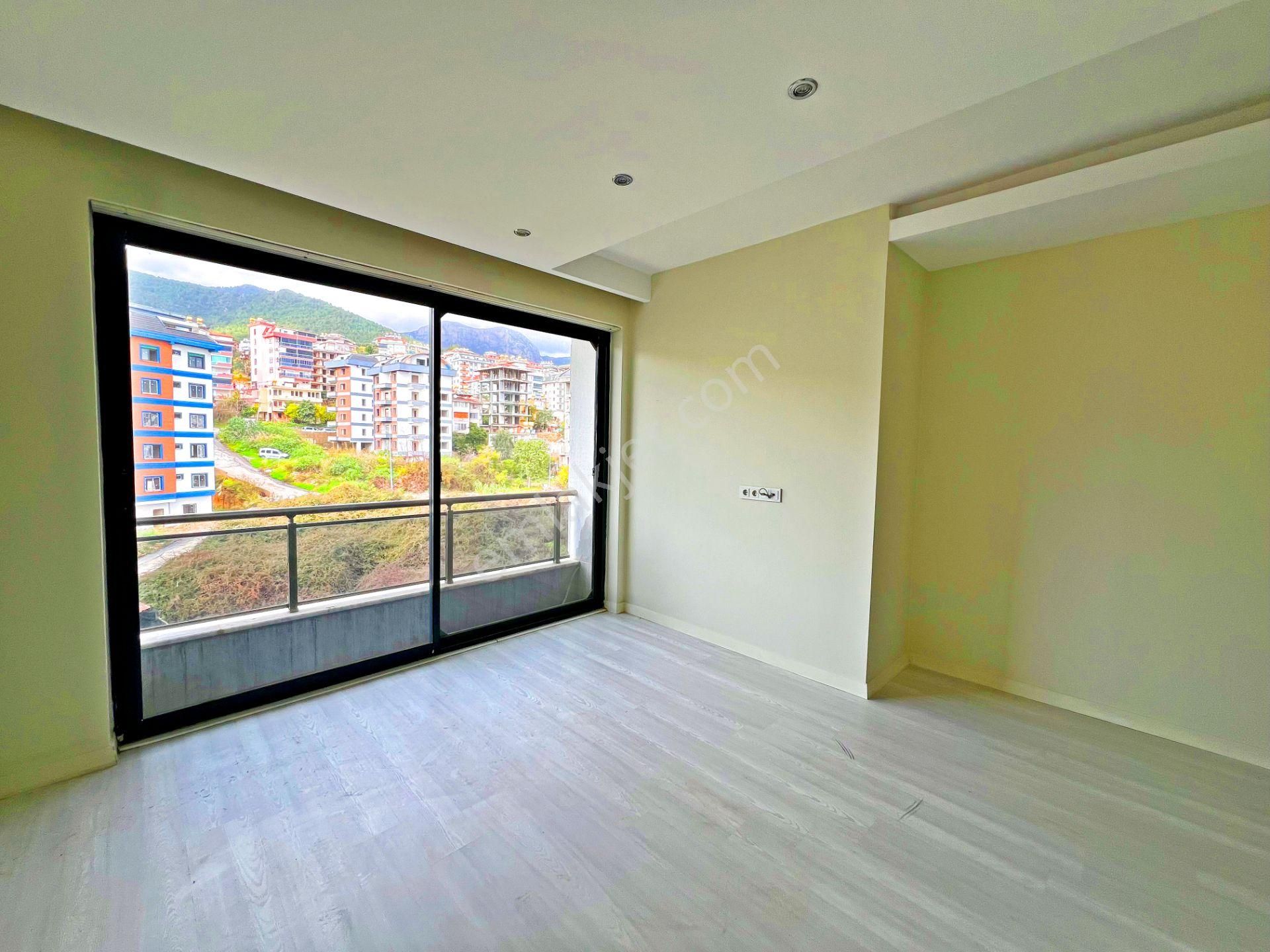 Alanya Obada Satılık 5+1 Site İçi Havuzlu Lüks Dubleks Daire - Görsel 16