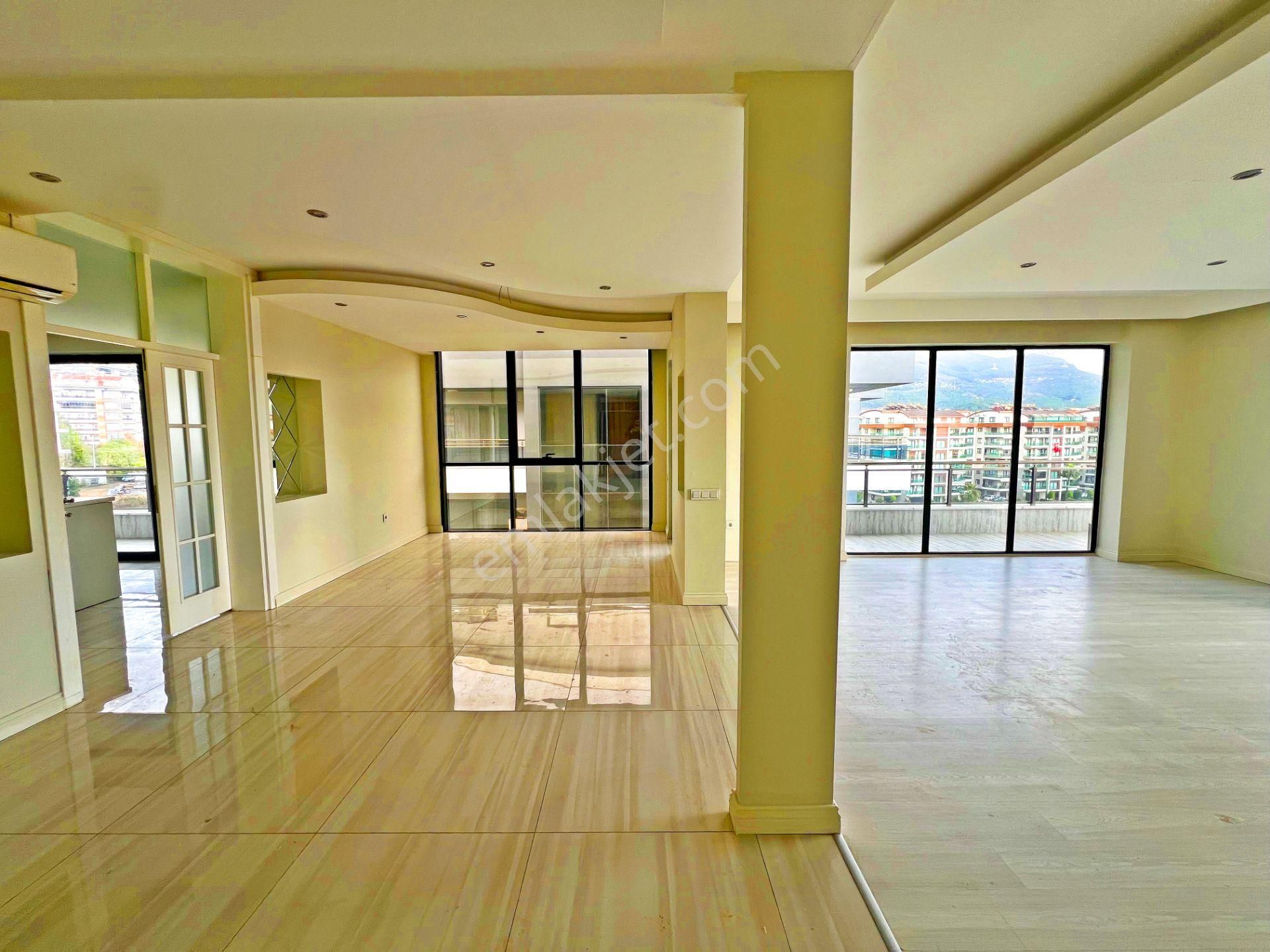 Alanya Obada Satılık 5+1 Site İçi Havuzlu Lüks Dubleks Daire - Görsel 3