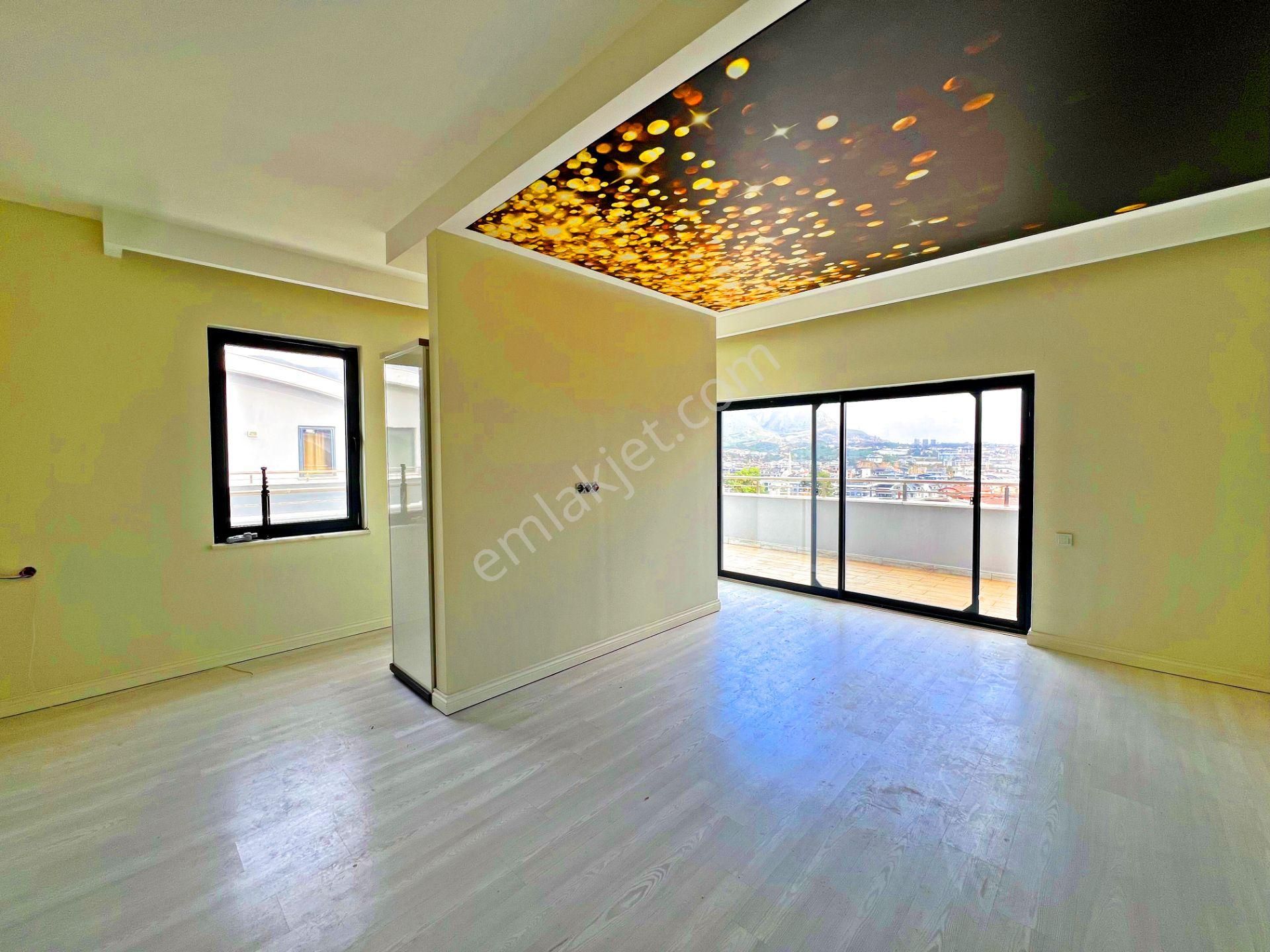 Alanya Obada Satılık 5+1 Site İçi Havuzlu Lüks Dubleks Daire - Görsel 21