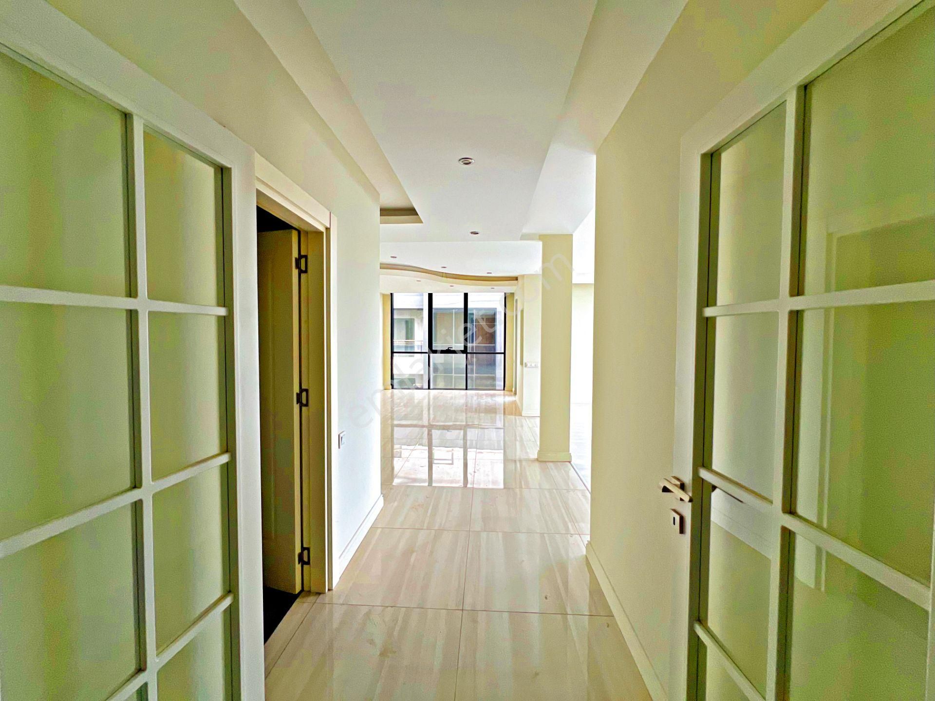 Alanya Obada Satılık 5+1 Site İçi Havuzlu Lüks Dubleks Daire - Görsel 2