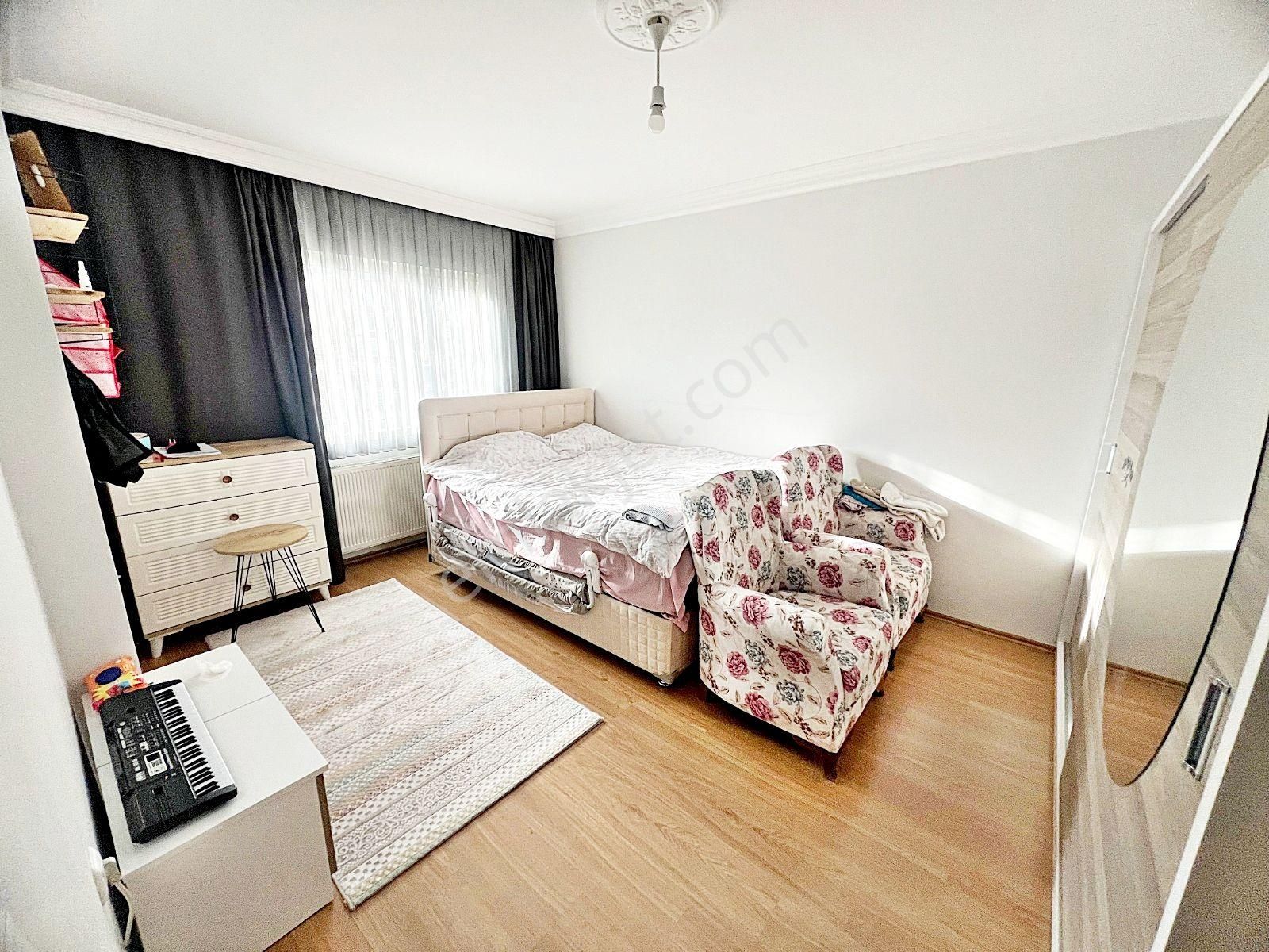 Veranka Invest'den Arakat Selim Cad. Üzeri Masrafsız Ön Cephe Acill Satılık 3+1 Daire - Görsel 12