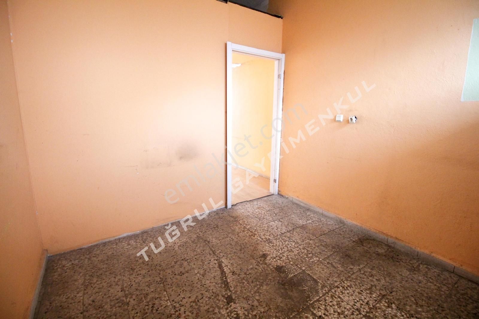 Çalı Merkez'de Ana Cadde Üstü Dükkan - Görsel 28