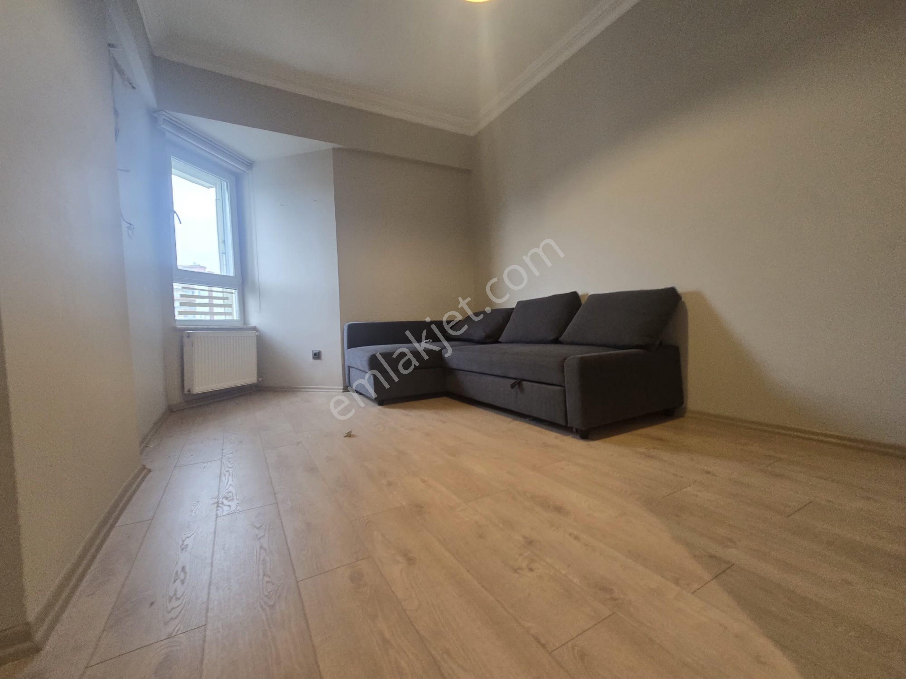 Meydankavağı Site İçerisinde İçi Yapılı Yüksek Tavanlı 3+1 Daire - Görsel 20