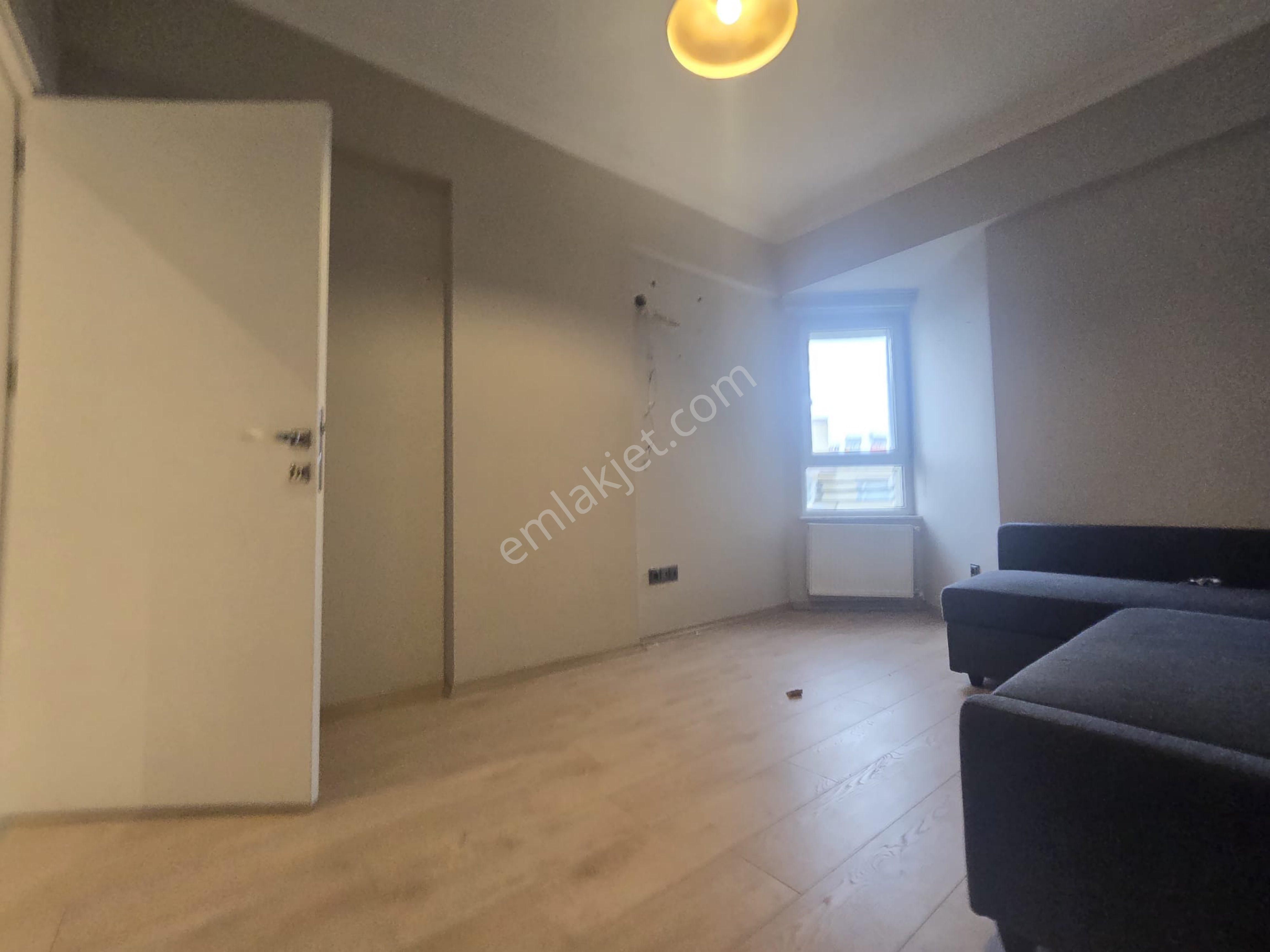 Meydankavağı Site İçerisinde İçi Yapılı Yüksek Tavanlı 3+1 Daire - Görsel 22