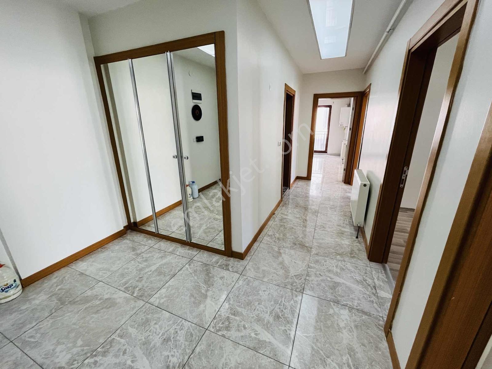 Baranoğlu Emlak Tepe Yolu Üzerinde Bağcı Sitesi 2+1 Daire - Görsel 20