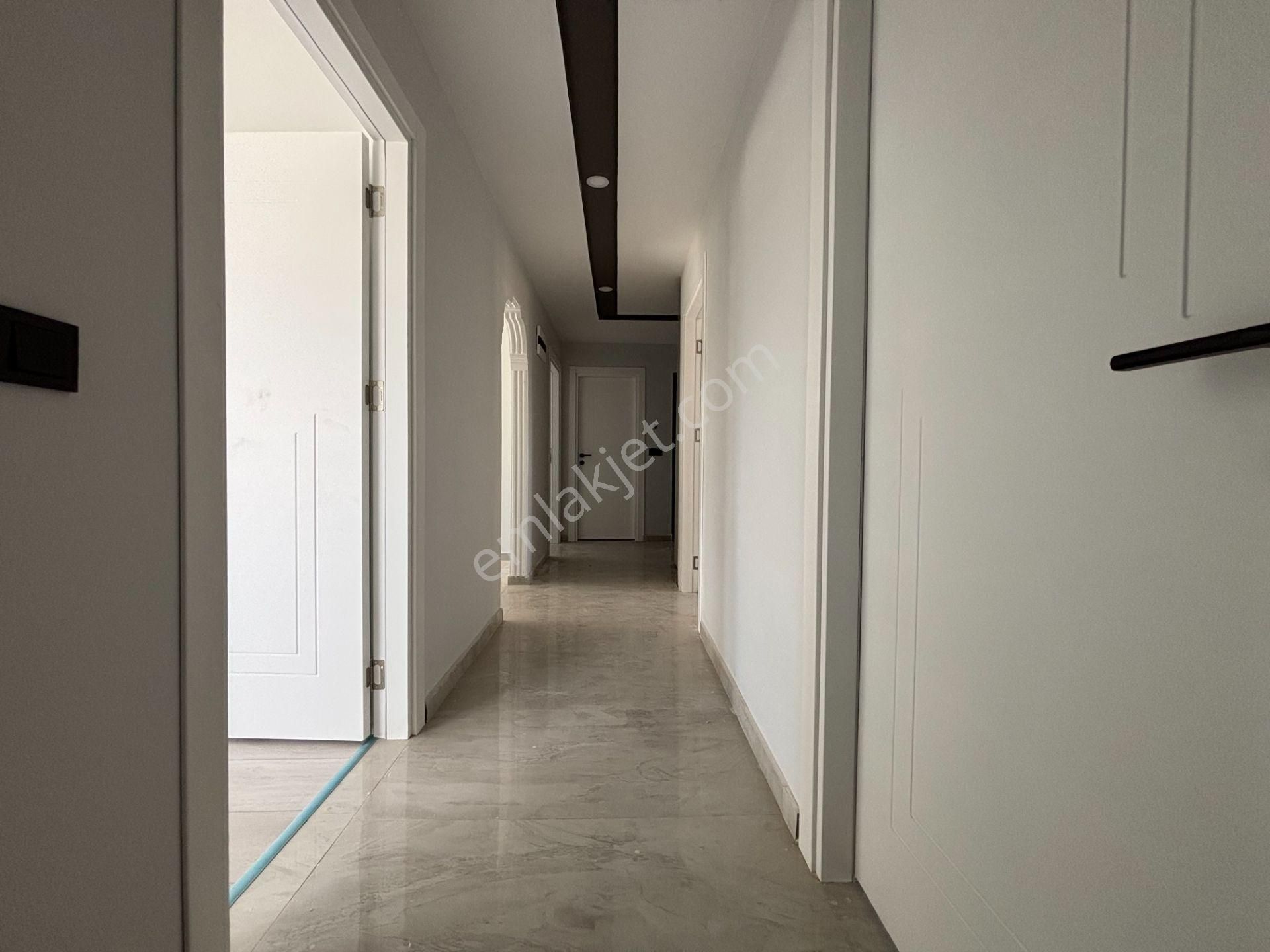 Cadde Üzerinde Yüzme Havuzu Ve Çocuk Oyun Alanı Bulunan Katta 3+1 Daire - Görsel 19