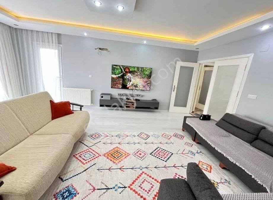 Egenekon Mah.4/2.kat 160 M2 Oturumlu 3+1 Masrafsız Daire - Görsel 9