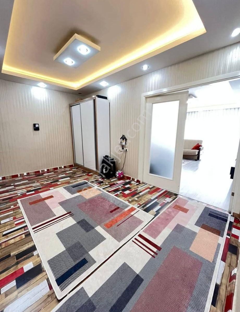 Egenekon Mah.4/2.kat 160 M2 Oturumlu 3+1 Masrafsız Daire - Görsel 15