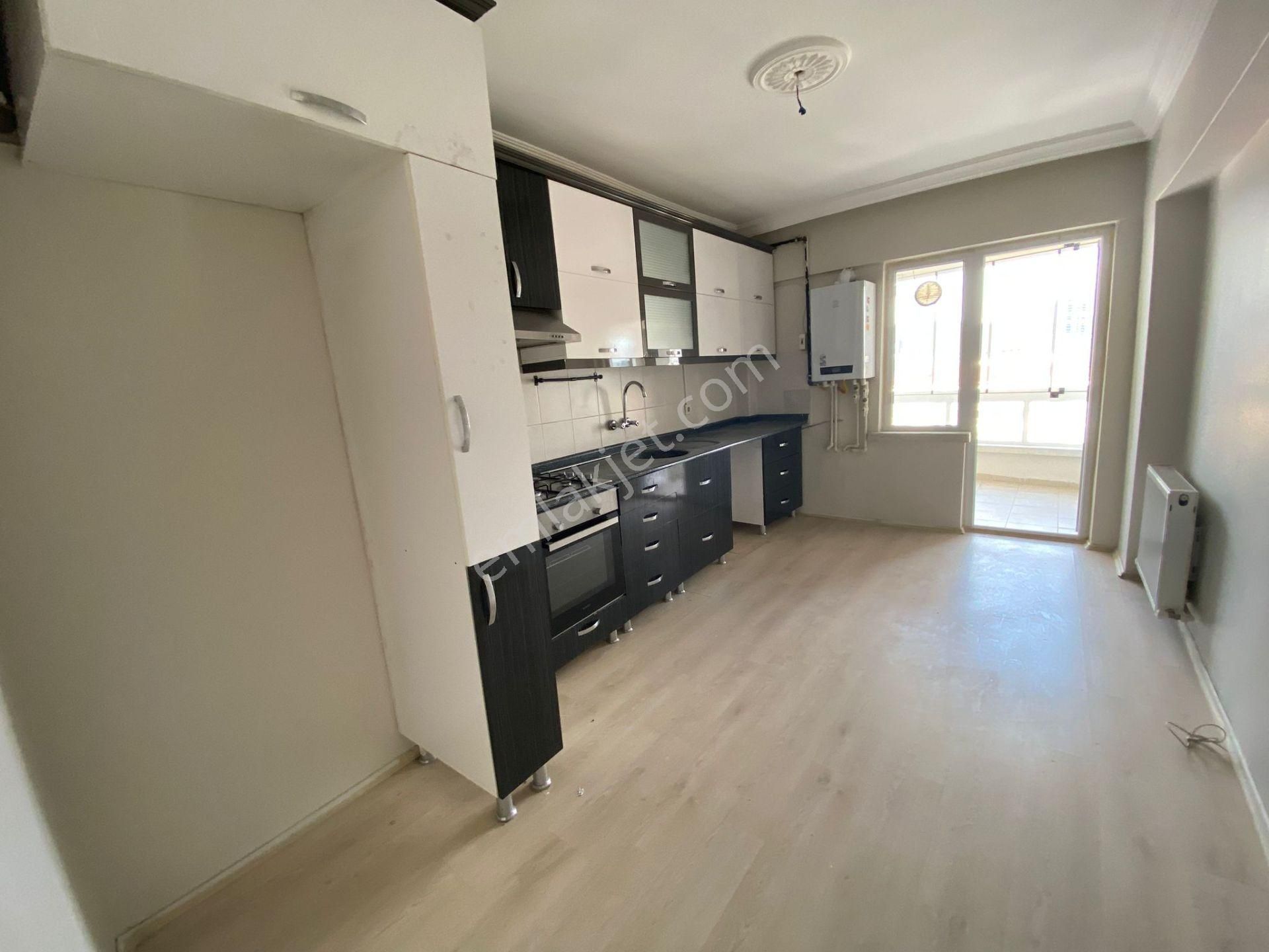 Batıkent Çakırlar Site İçinde 3+1 Satılık Daire - Görsel 20