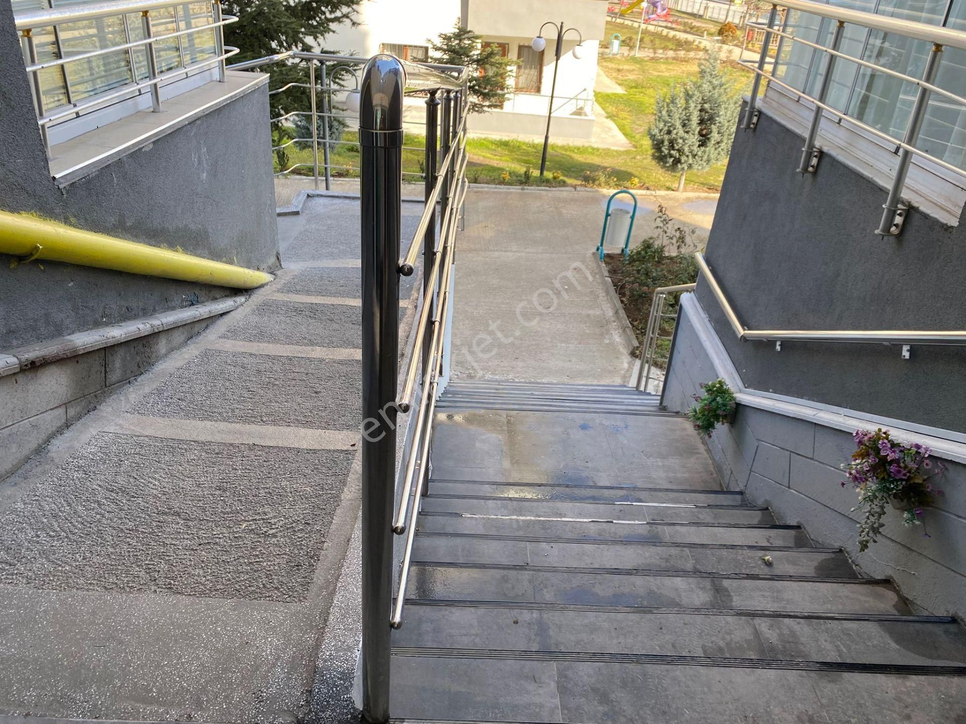 Batıkent Çakırlar Site İçinde 3+1 Satılık Daire - Görsel 5