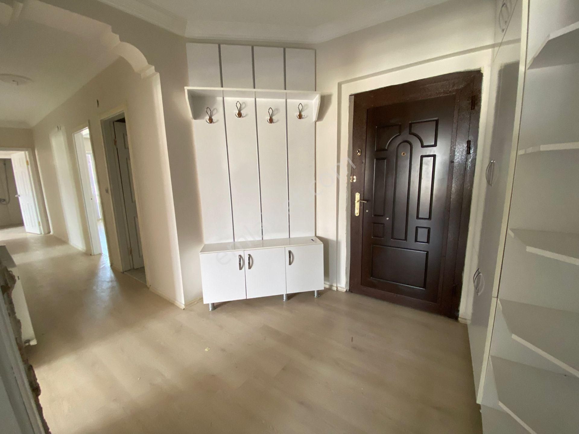 Batıkent Çakırlar Site İçinde 3+1 Satılık Daire - Görsel 9