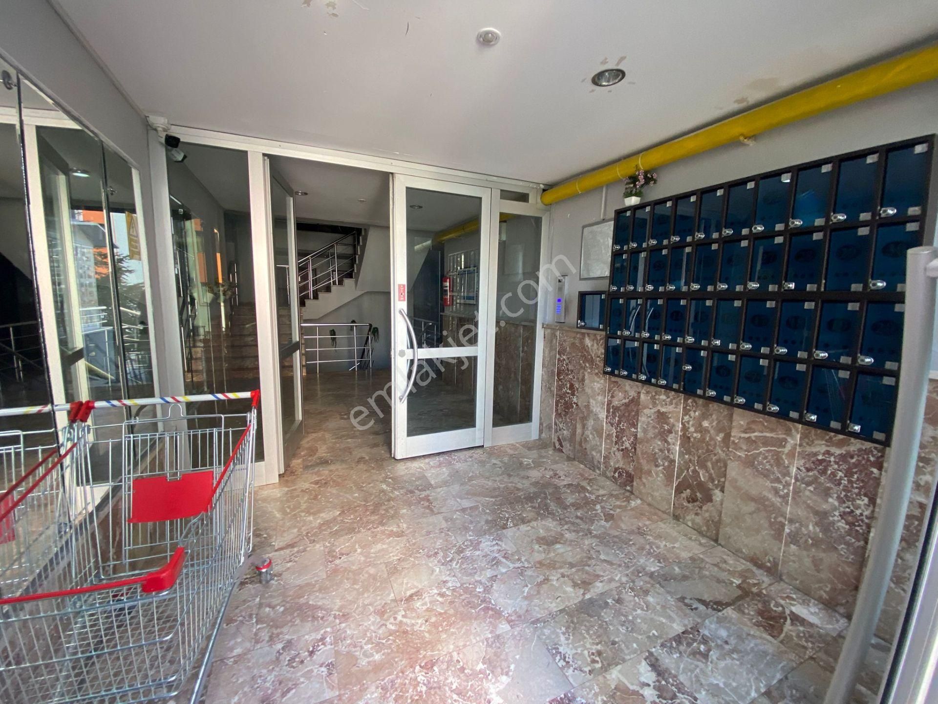 Batıkent Çakırlar Site İçinde 3+1 Satılık Daire - Görsel 6