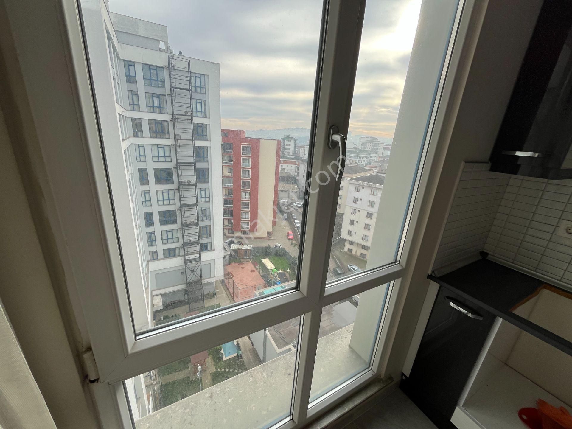 Çekmeköy'de Otoparklı Ve Havuzlu Lüks Site İçinde 2+1 Süperdaire - Görsel 19