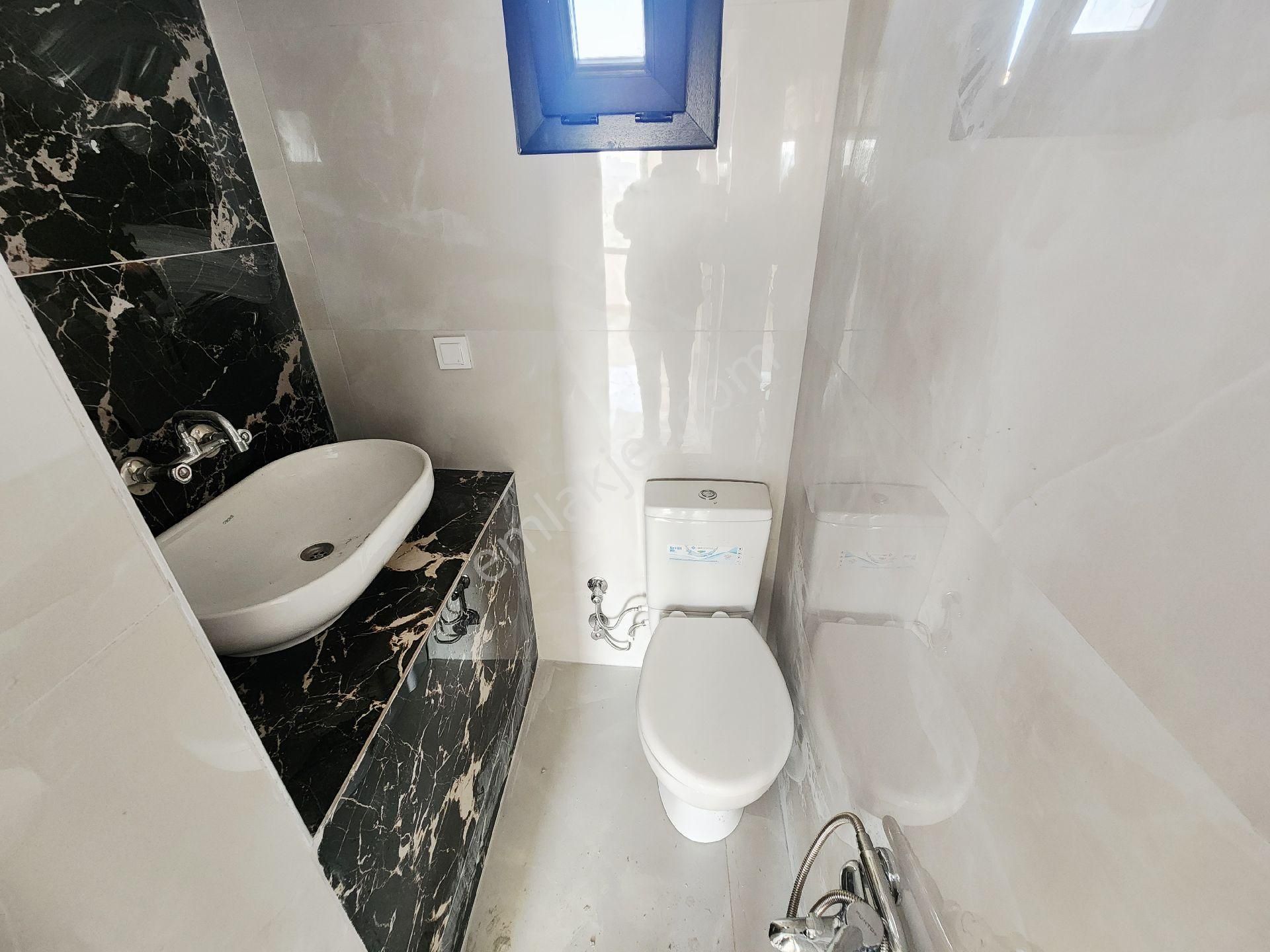 Avm Ve Plaj'a Yürüme Geniş - Görsel 24