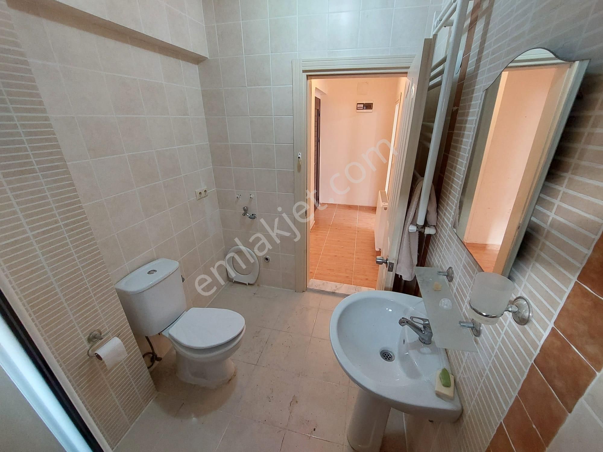 Karasu 32 Evlerde Kombi Petekli Cam Balkonlu 1+1 Satılık Daire - Görsel 23