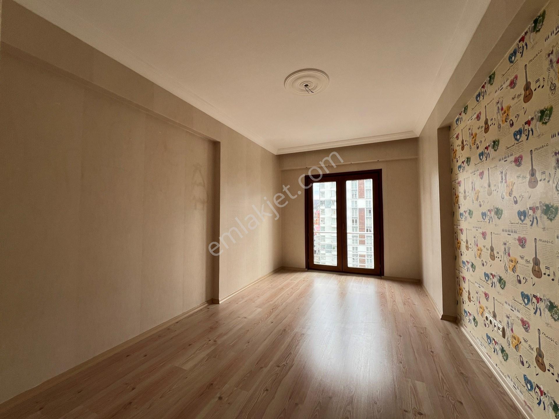 Yomra Kaşüstü'nde Deniz Manzaralı, Site İçinde Modern 3+1 Kiralık Daire - 160 M² - Görsel 20