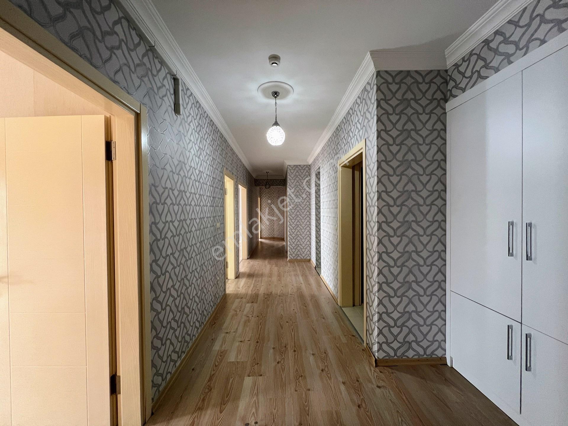 Yomra Kaşüstü'nde Deniz Manzaralı, Site İçinde Modern 3+1 Kiralık Daire - 160 M² - Görsel 19