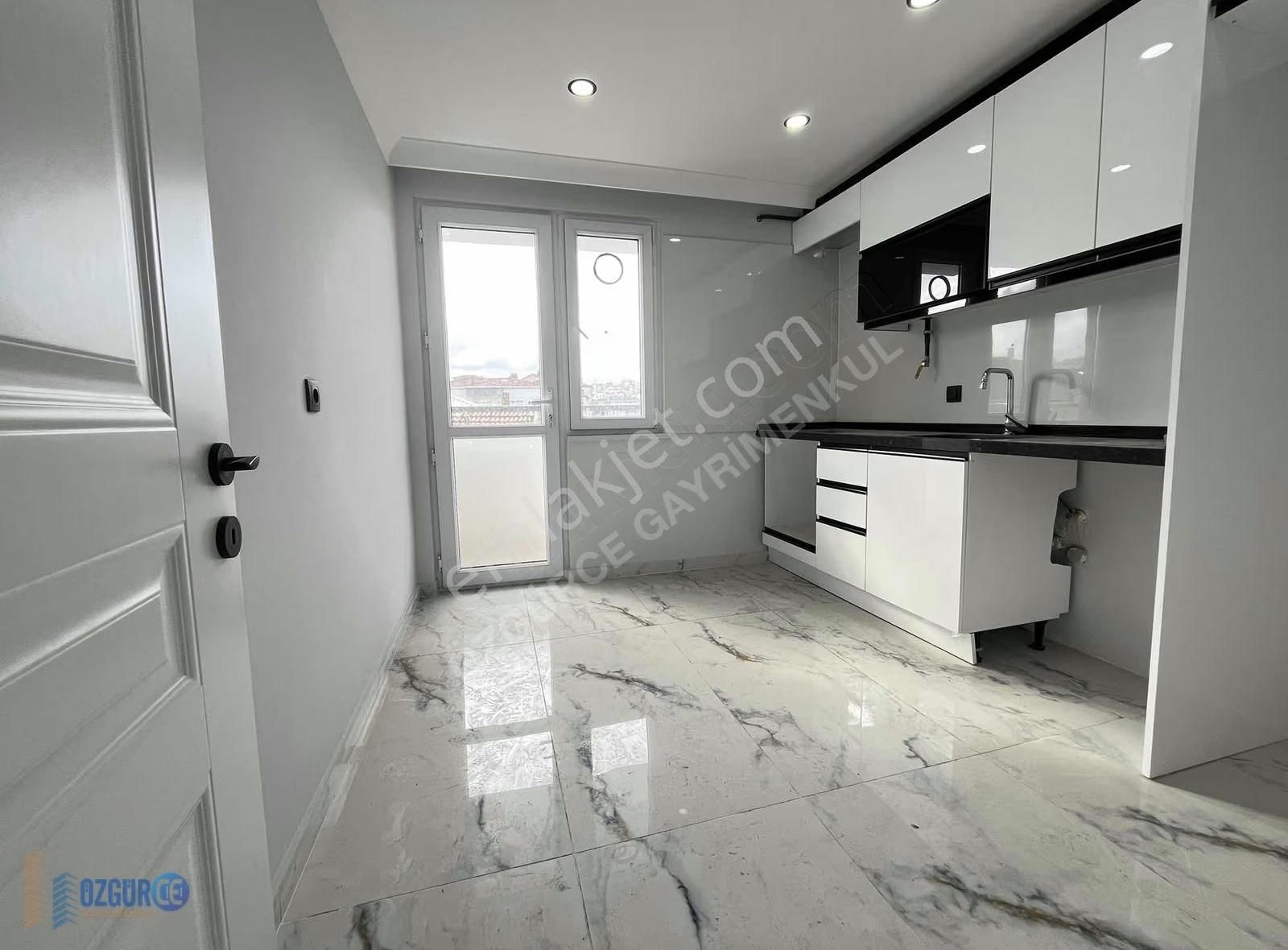 Gebze Marmaraya Yürüme Mesafesinde 2+1 Asansörlü Daire - Görsel 4