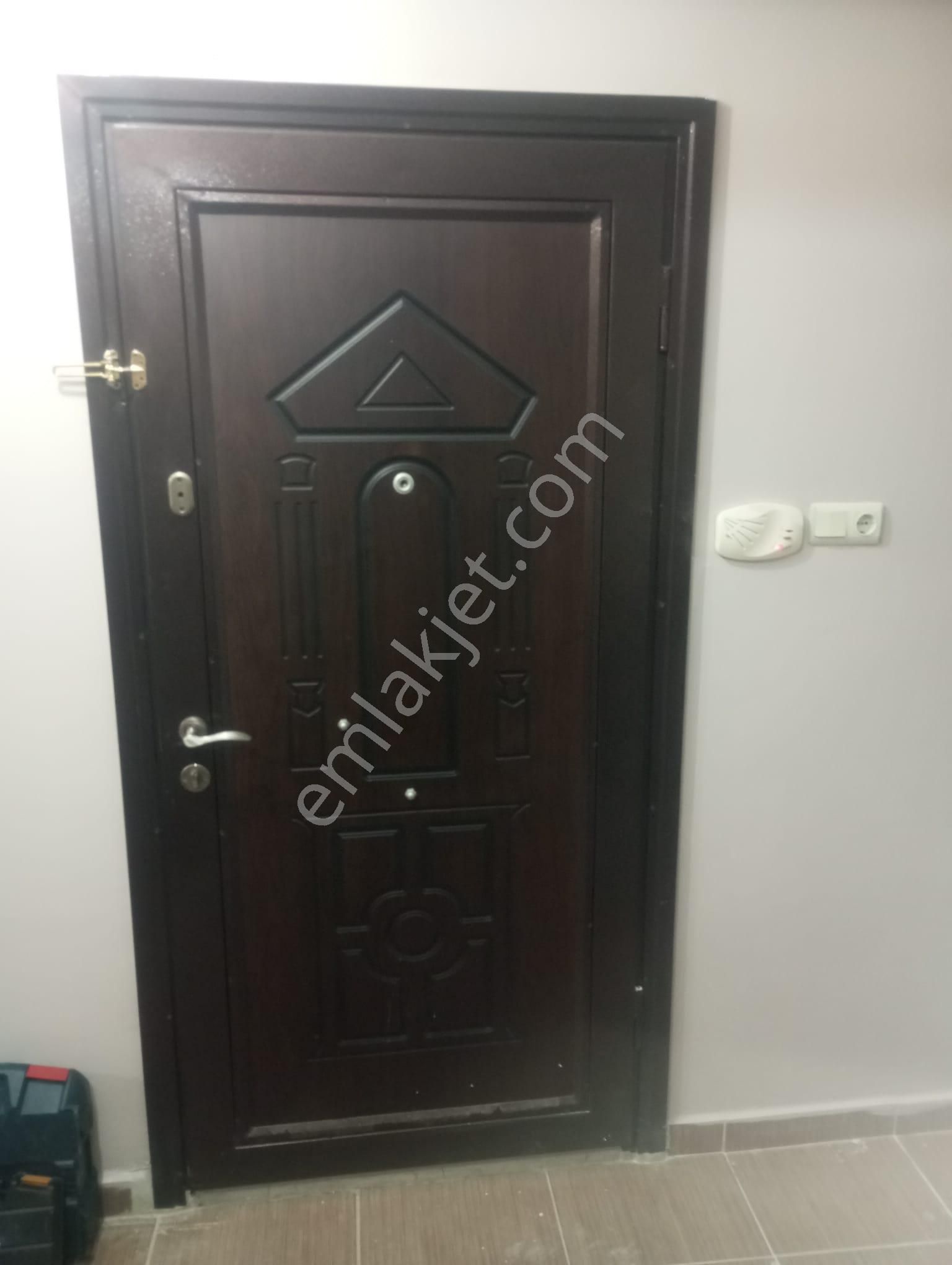Esenler Fatih Mahallesinde Kiralık 2+1 Yeni Boyalı Temiz Daire - Görsel 2